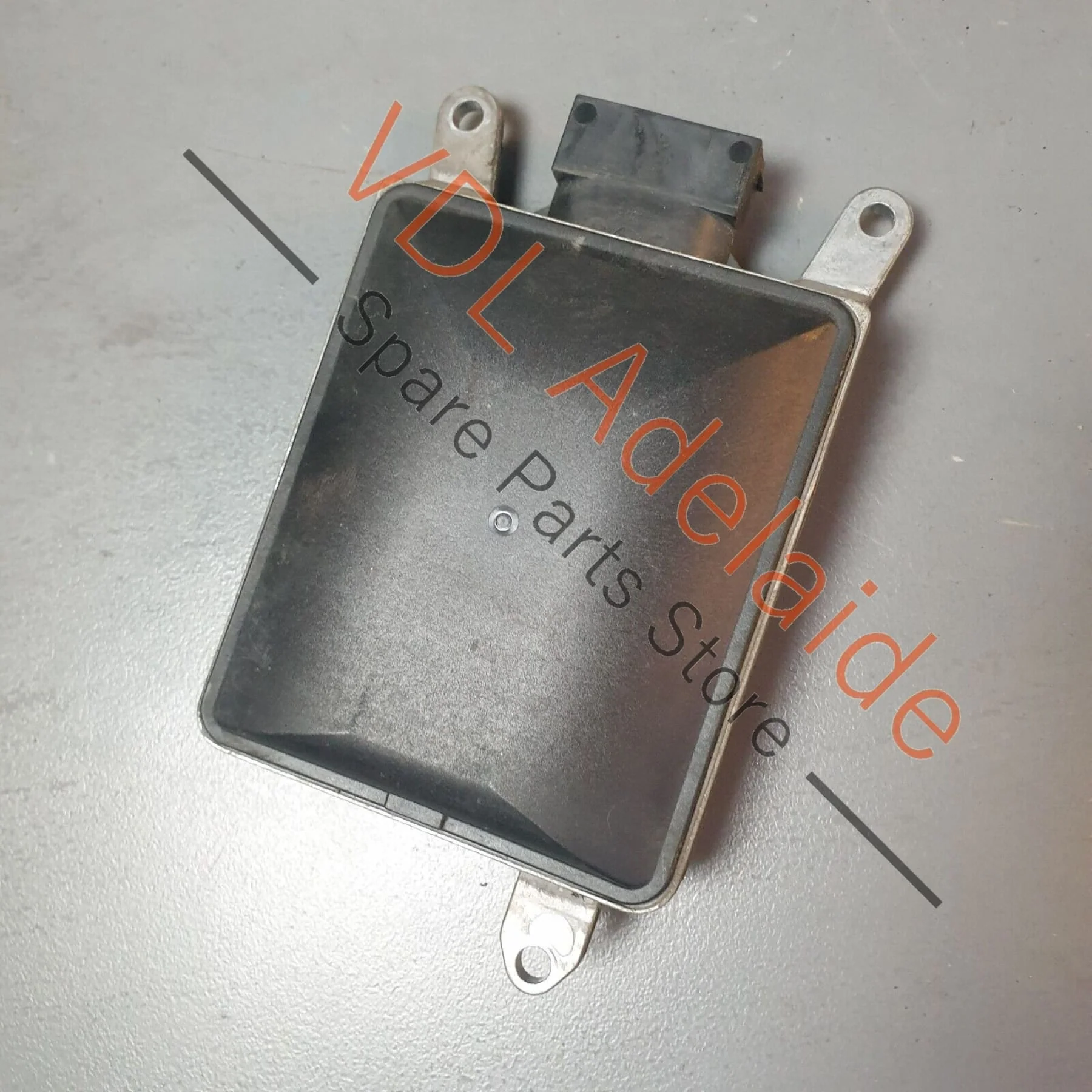 Audi RS3 8V Control Unit Radar for Lane Change Assist Slave Left LHS 5Q0907568A - Image 4