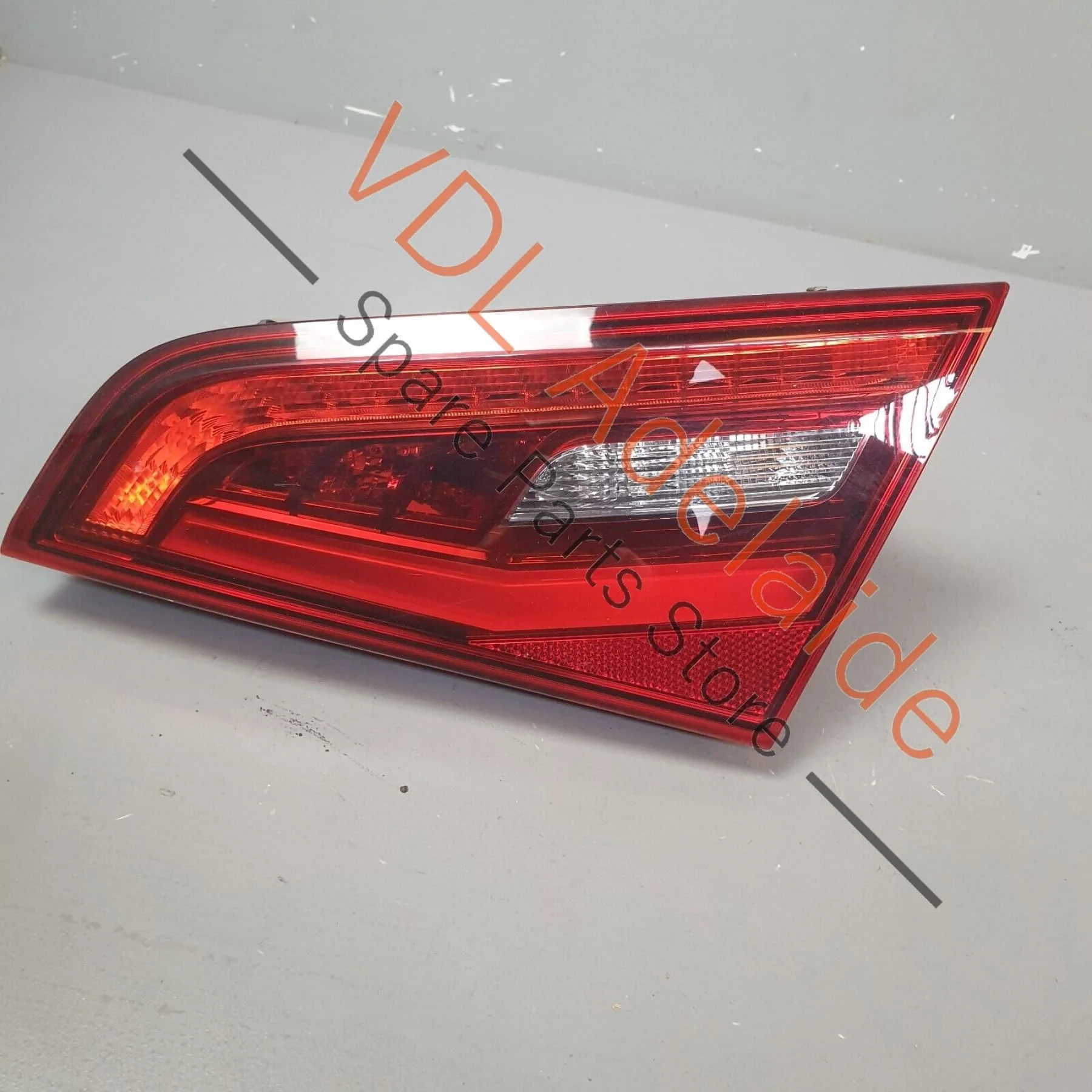 Audi RS3 8V Right Side Inner Rear Tail Light Lamp Taillight 8V4945094A