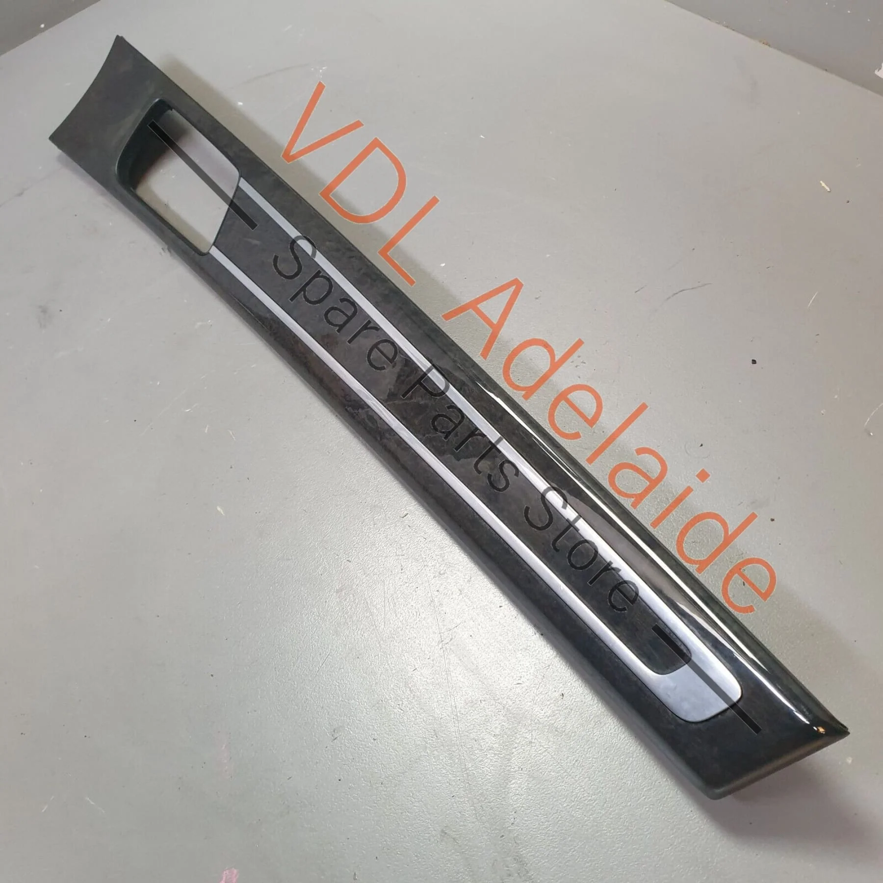 Porsche Panamera Turbo Swedish Birch Front Right Wood Grain Door Trim Insert - Image 6