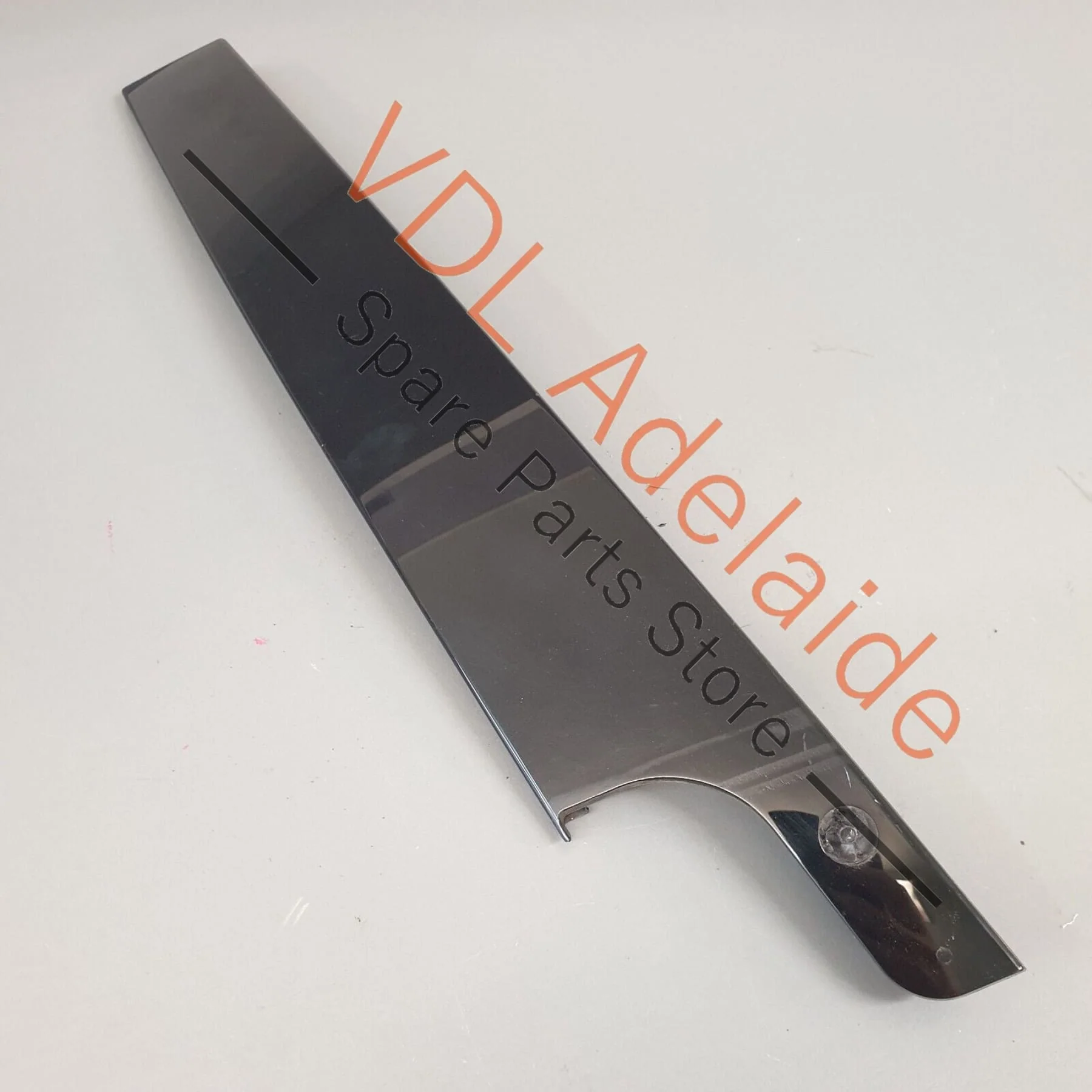 VW Golf GTi Mk7 Front Right Exterior Trim for Door Window Frame 5G4837890B