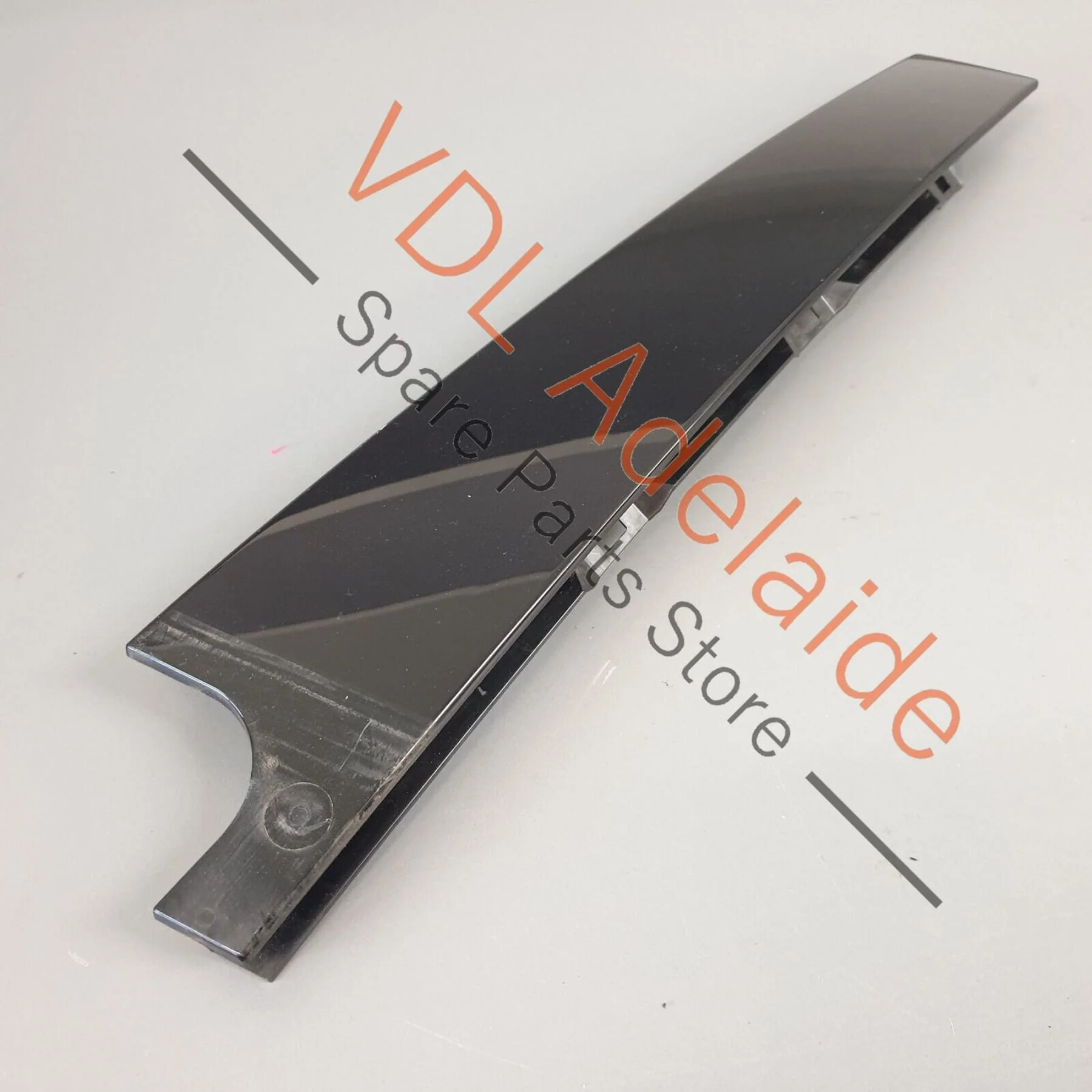 VW Golf GTi Mk7 Rear Left Exterior Trim for Door Window Frame 5G6839901B - Image 4