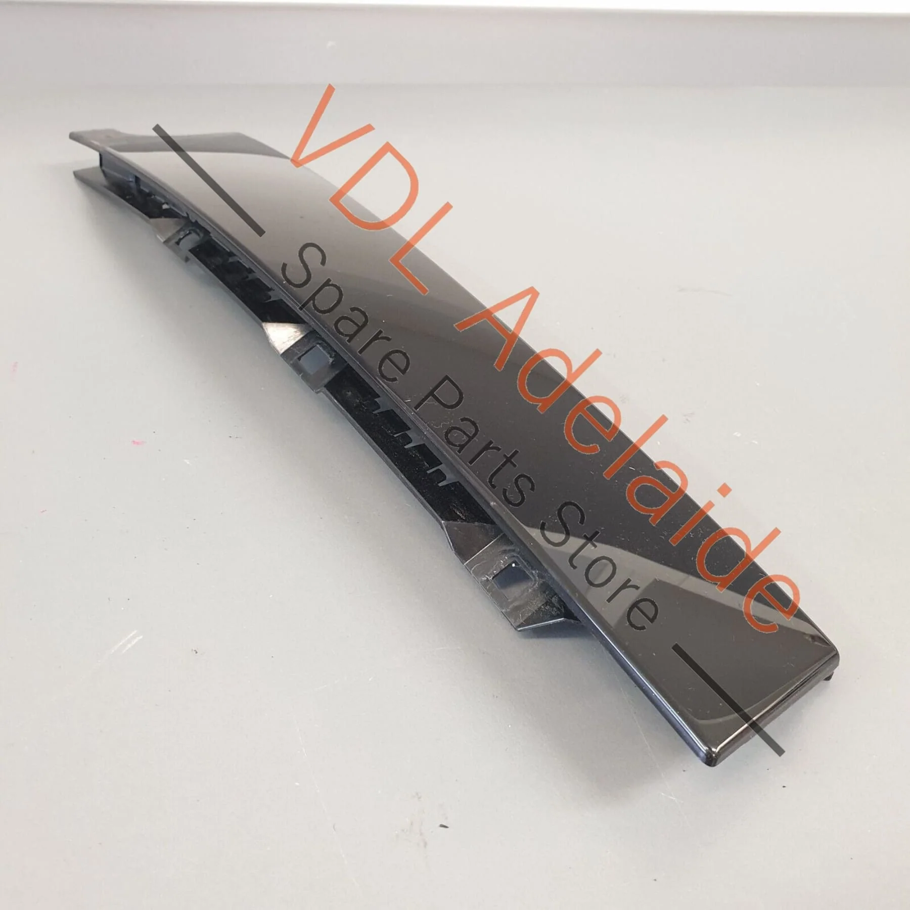 VW Golf GTi Mk7 Rear Left Exterior Trim for Door Window Frame 5G6839901B - Image 5
