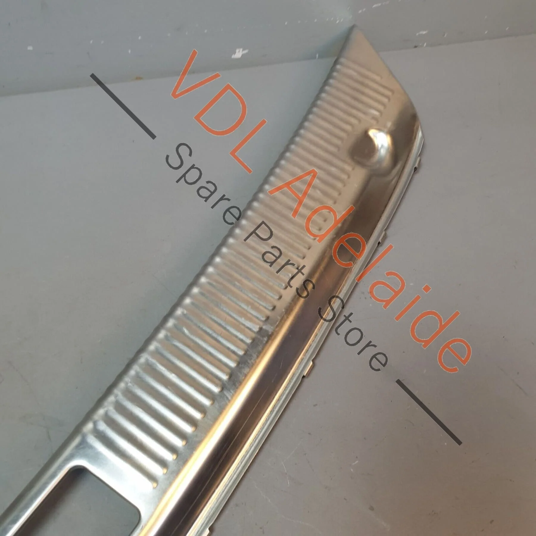 Audi A8 4H Rear Boot Trunk Cargo Loading Stainless Steel Protective Trim 4H0863471C - Image 3