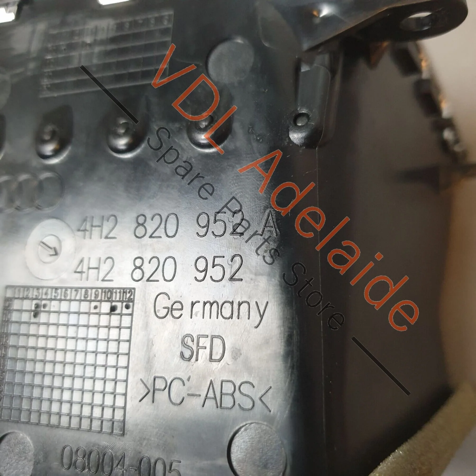 Audi A8 4H Driver Side Middle Inner Air Vent Centre for RHD Vehicles 4H2820952 - Image 5