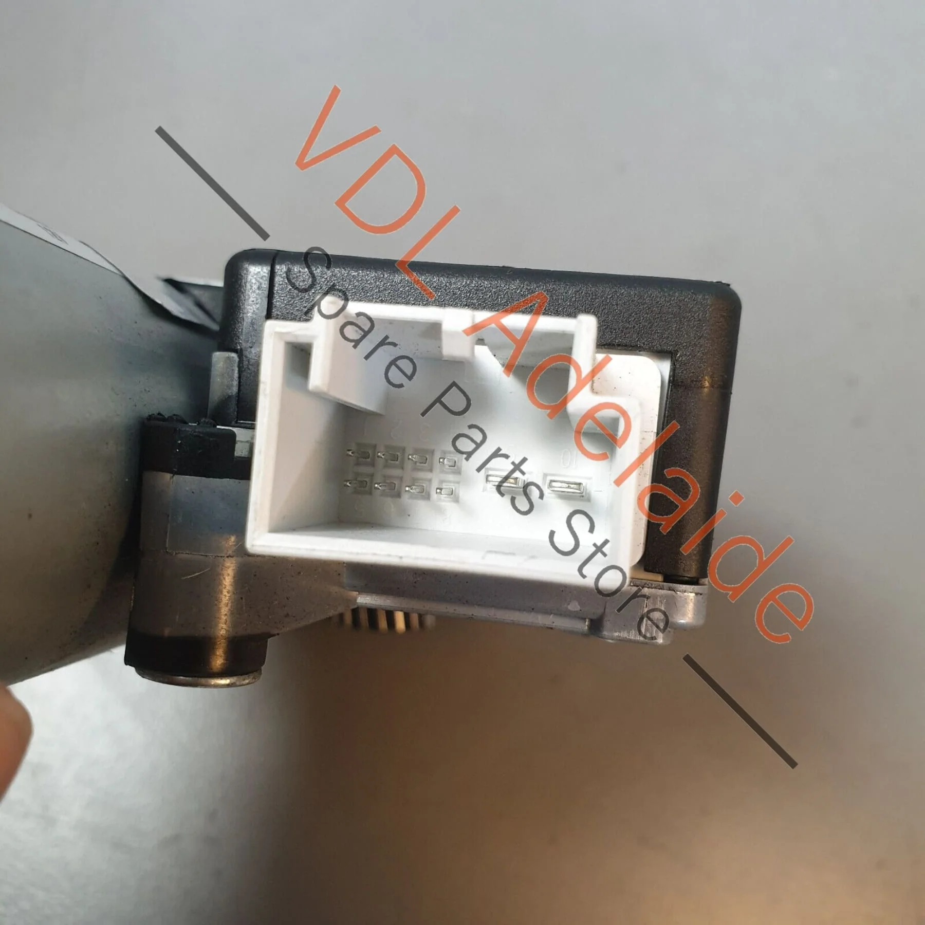 Audi A8 4H Sliding Glass Sunroof Open Close Motor 4H0959591 - Image 5