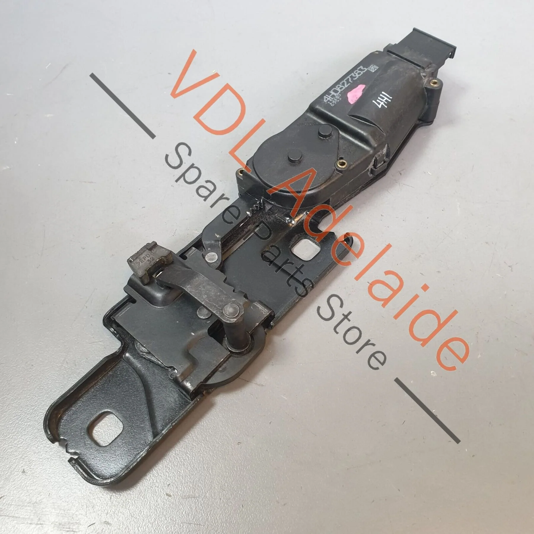 Audi A8 4H Striker Plate Latch Catch for Auto Close Boot Tailgate 4H0827383A
