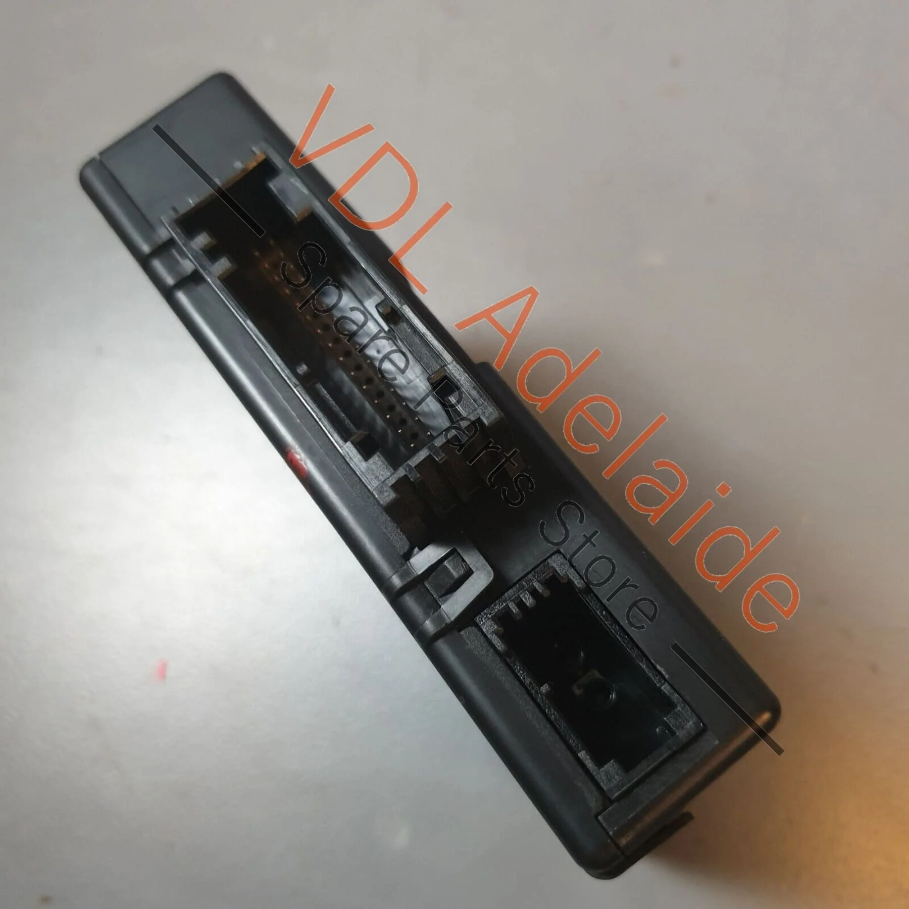 Audi A8 4H Diagnosis Interface Control Unit CGW Gateway 4H0907468C - Image 4