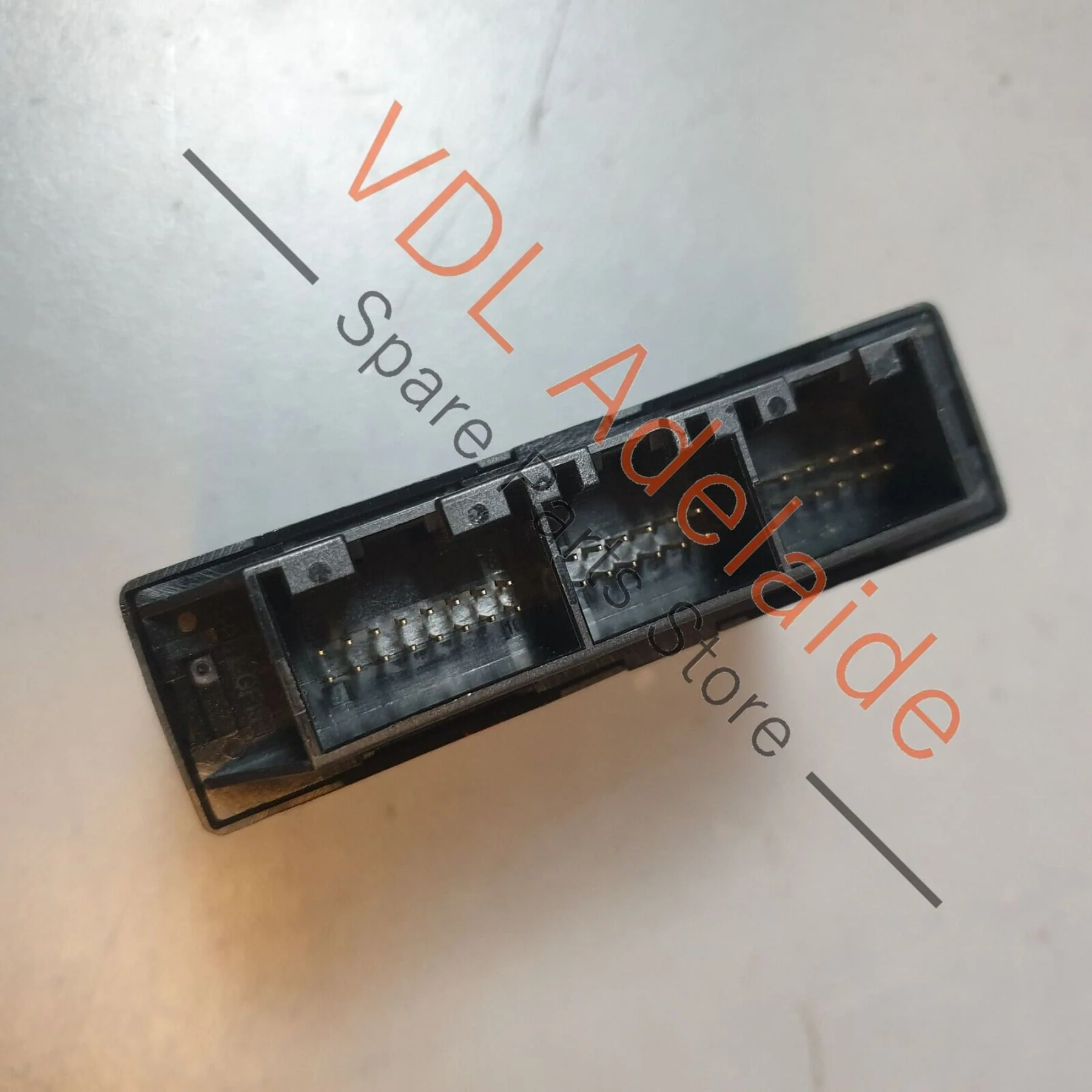 Audi A8 4H Ambient Lighting Module Convenience System Controller Module 4H0907412 - Image 2