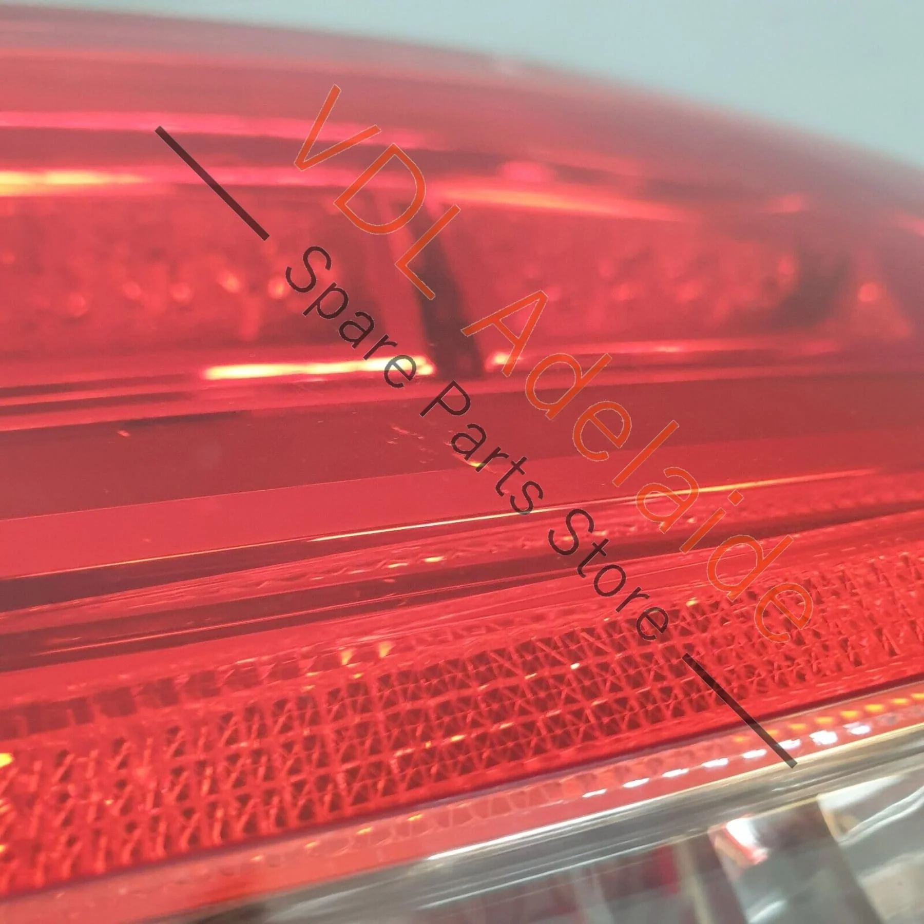 Audi A8 4H Right Side Inner LED Tail Light 4H0945094 - Image 7
