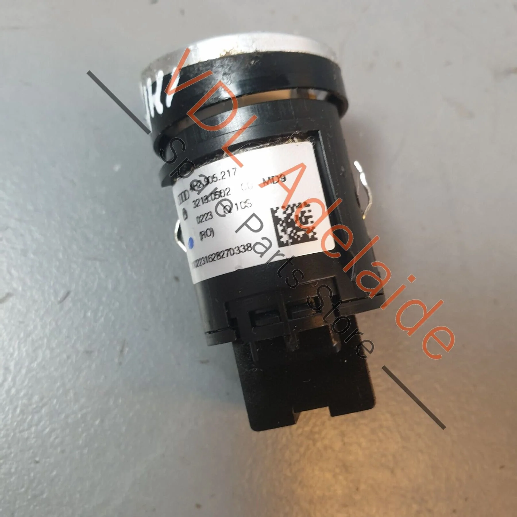 Audi A8 S8 4H Centre Dash Switch Button for Start Stop Ignition RHD 4H2905217A - Image 3