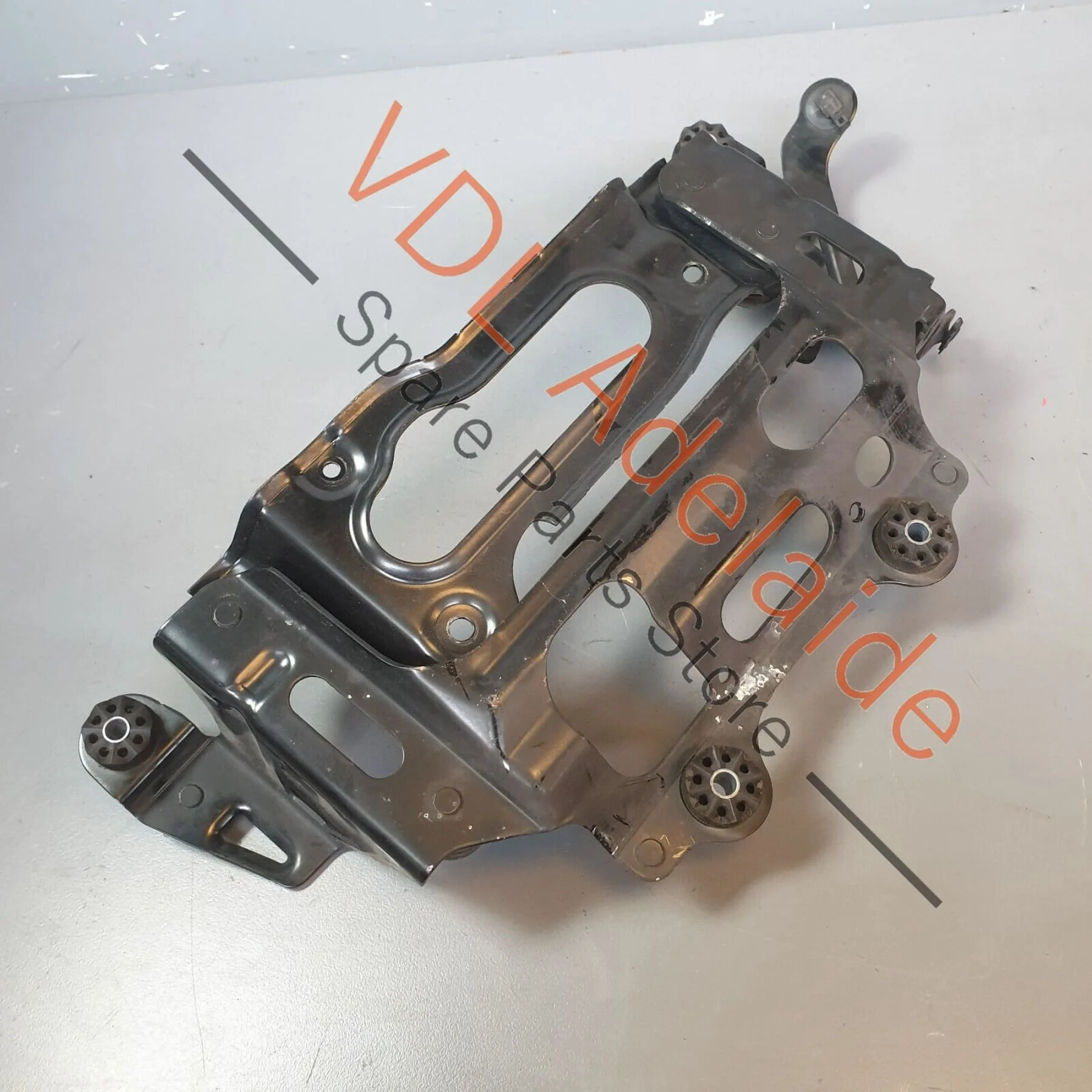 Audi A8 4H Air Suspension Pump Valve Insulated Mounting Bracket 4H0698999 - Image 5
