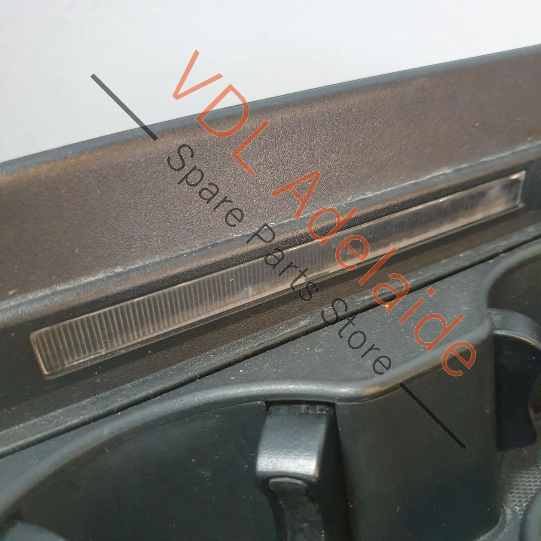 Audi A8 4H Centre Console Cup Drinks Holder Flip Open Cabinet for Driver Front 4H2858601 - Image 4