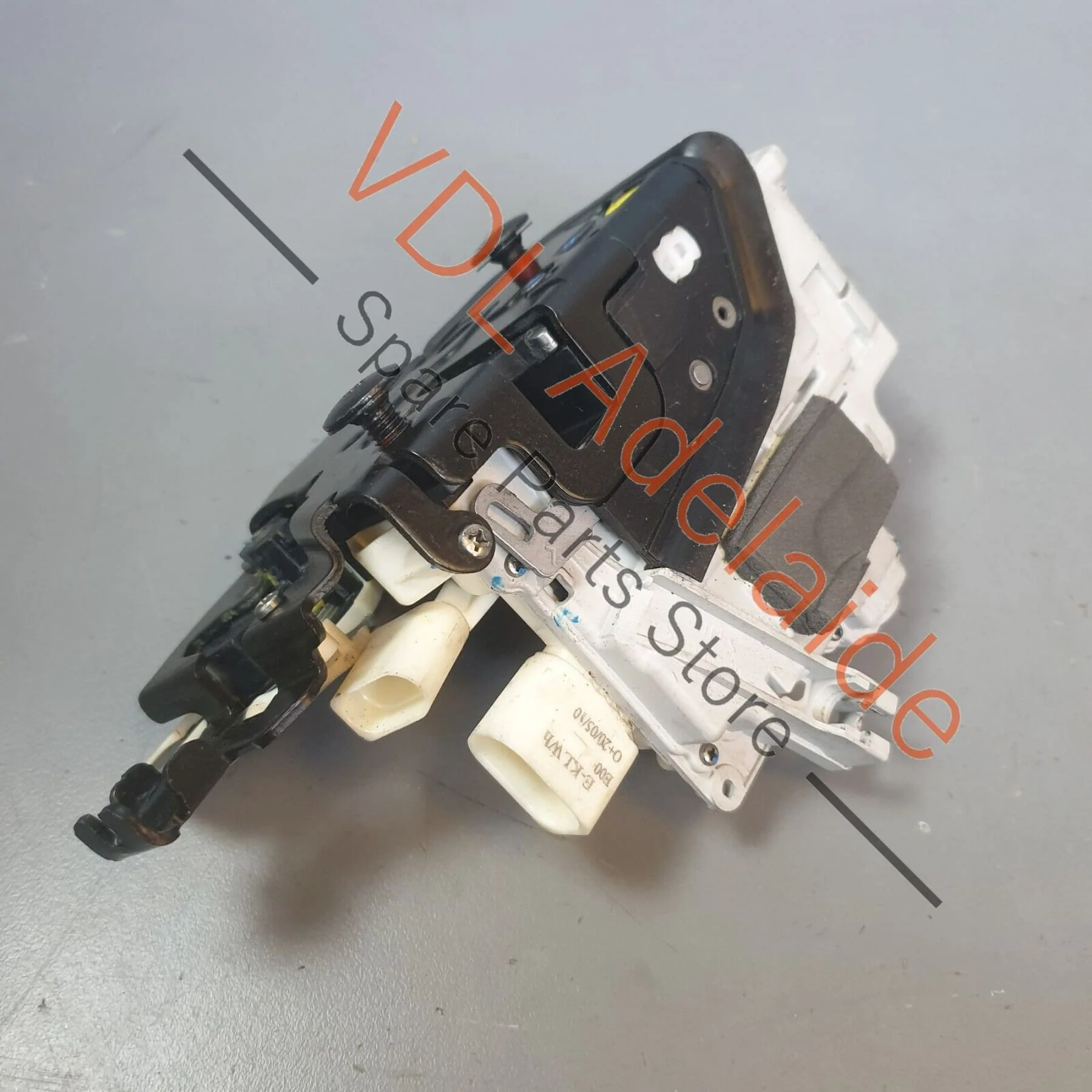 Audi A8 4H Rear Left Door Lock 4H0839015C - Image 4