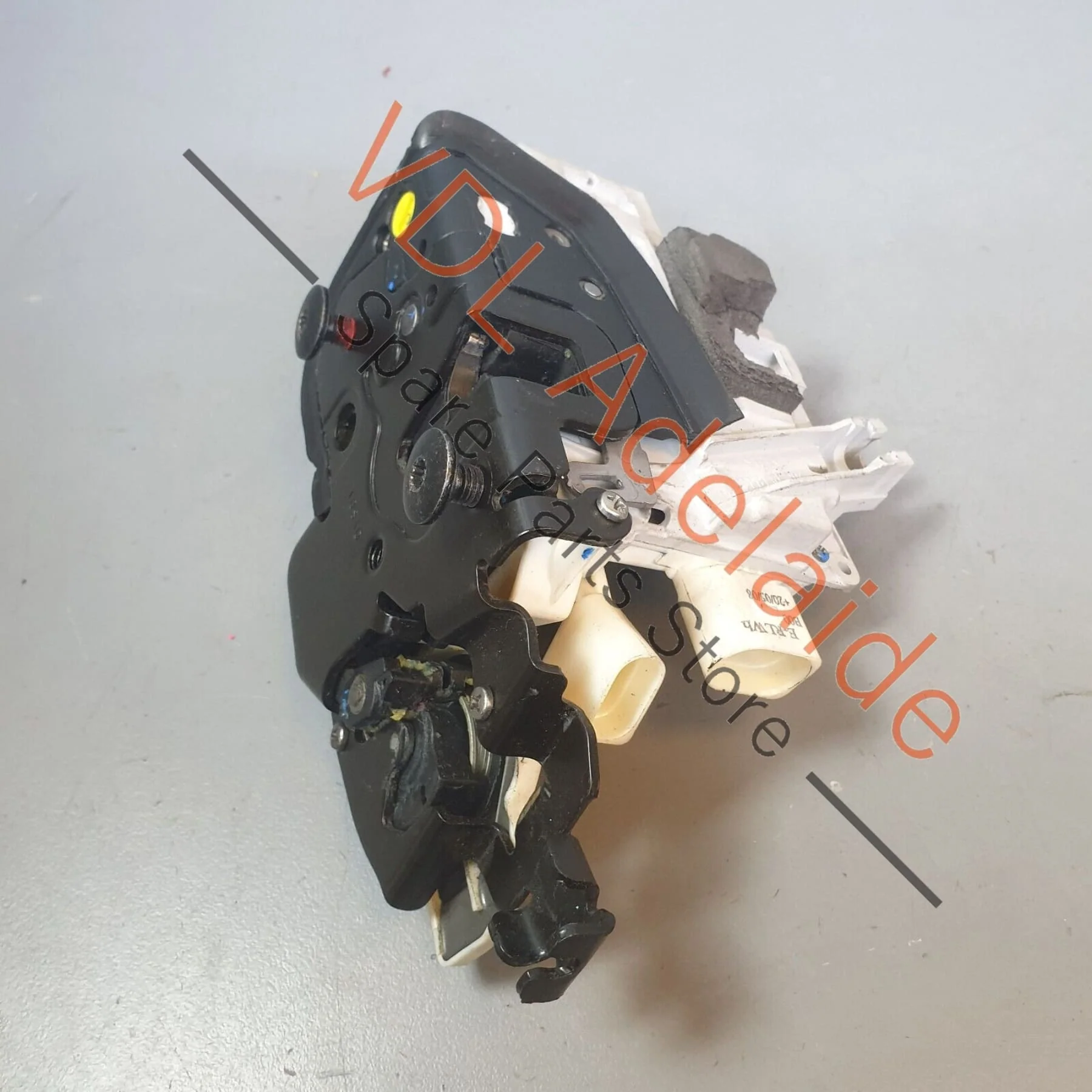 Audi A8 4H Front Left Passengers Door Lock 4H2837015E - Image 4