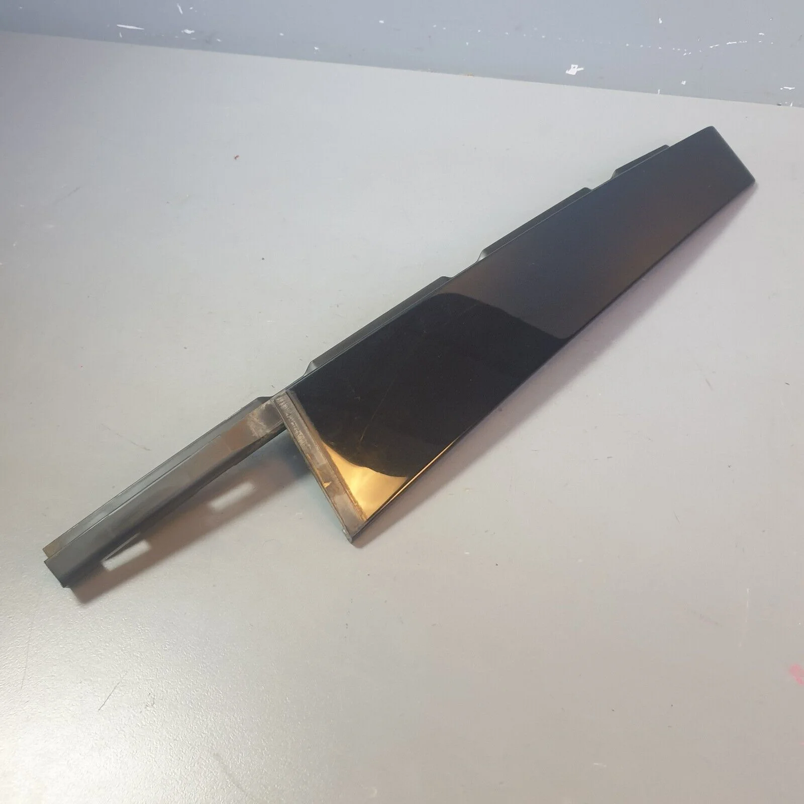 Audi A8 4H Right Rear Door B Pillar Trim Moulding Gloss Black 4H0839902B 5FQ - Image 4