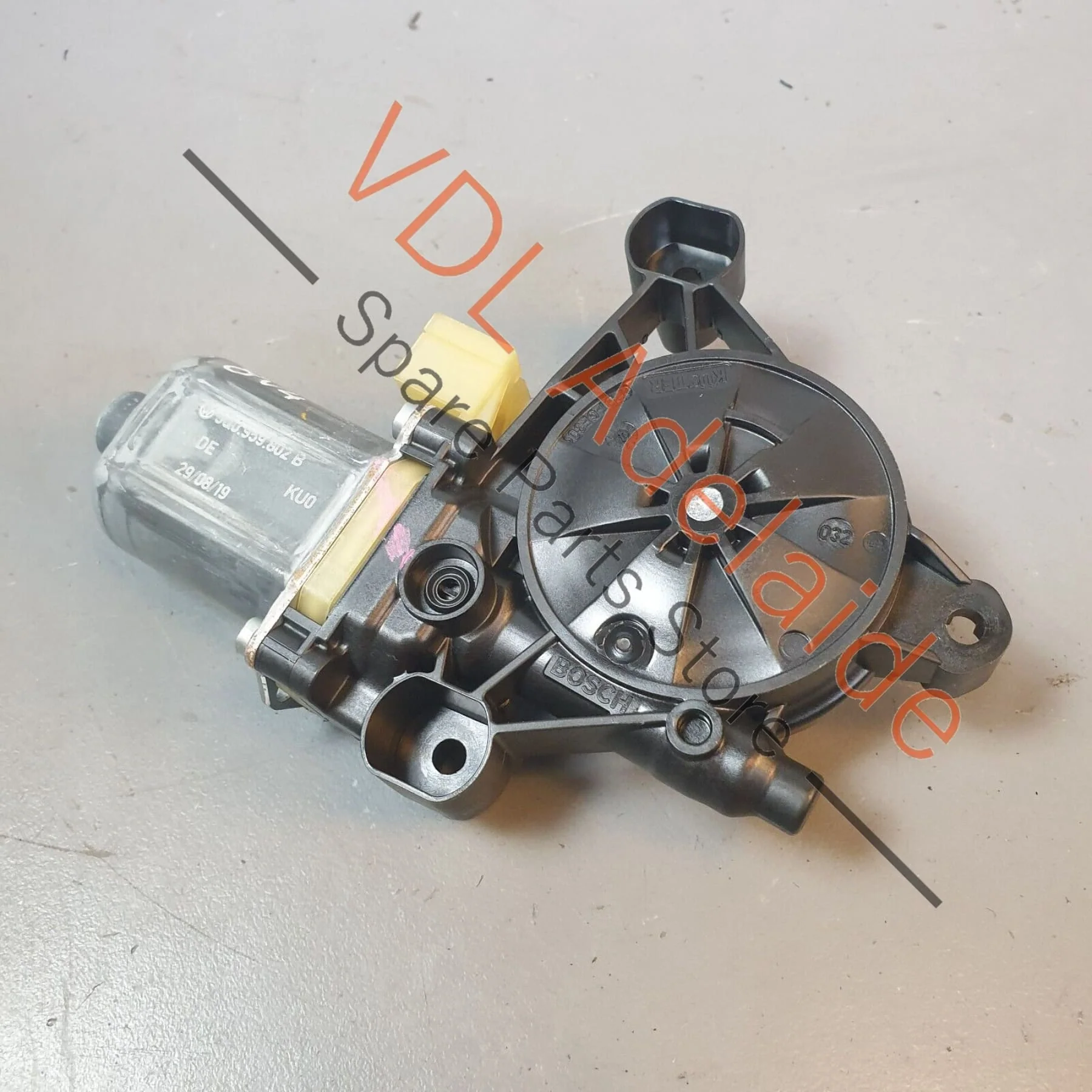 Audi S3 8V.5 Front Left Power Window Regulator Motor 5Q0959802B