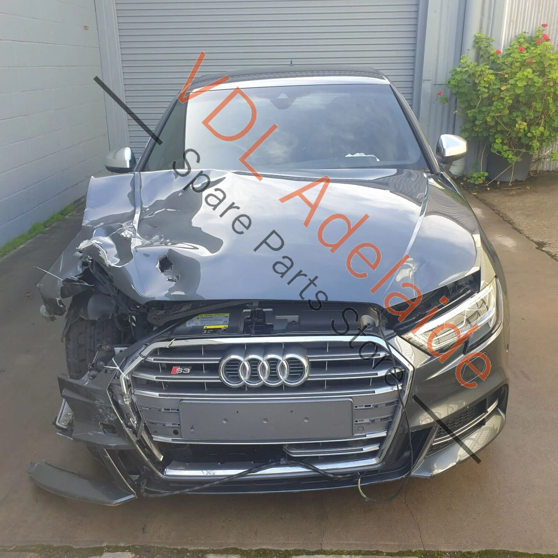 Audi A3 S3 RS3 8V Windscreen Mounted Camera Trim 8W0972575 - Image 4