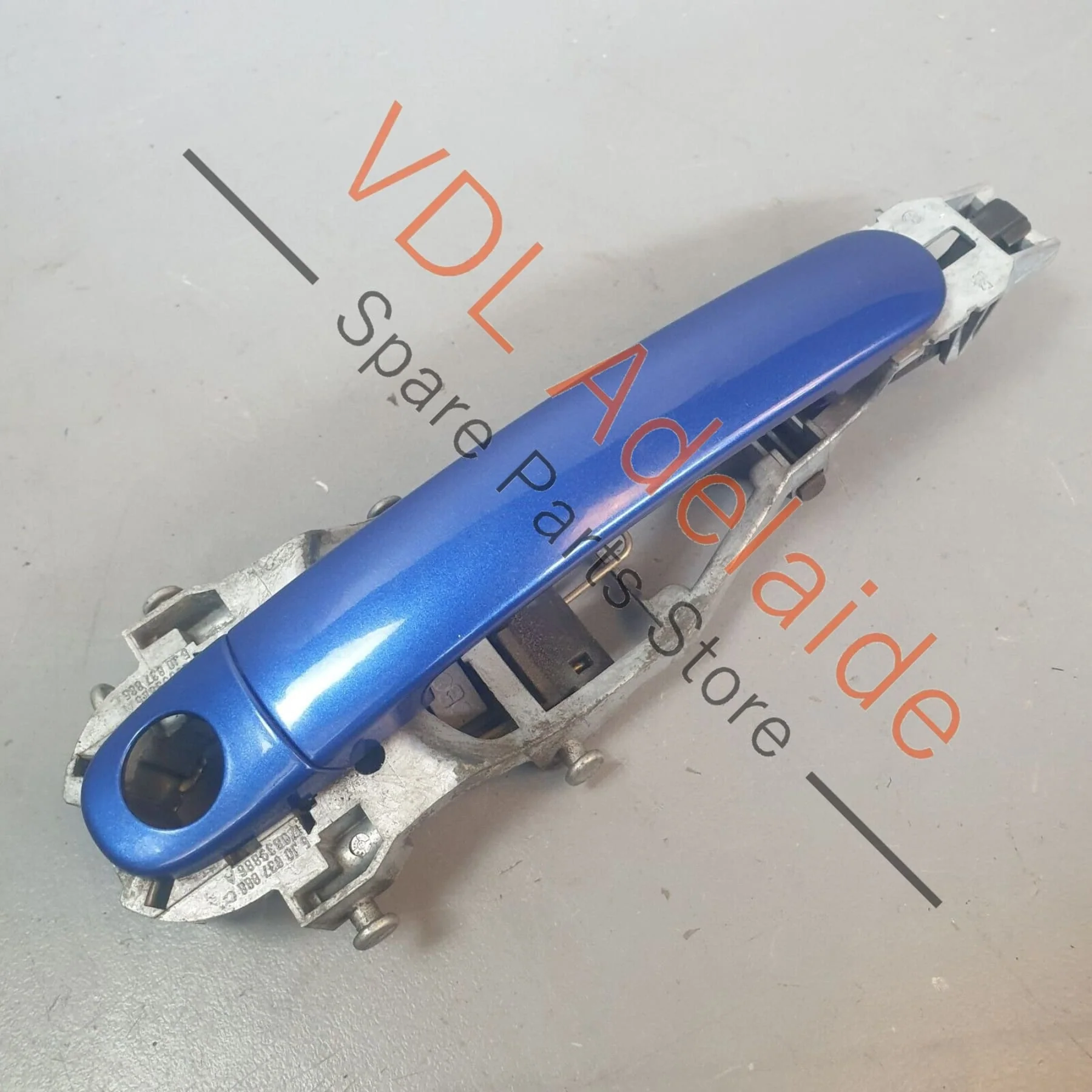 VW Golf MK5 2004-2009 Right Side Front Exterior Door Handle and Mounting Bar RHD