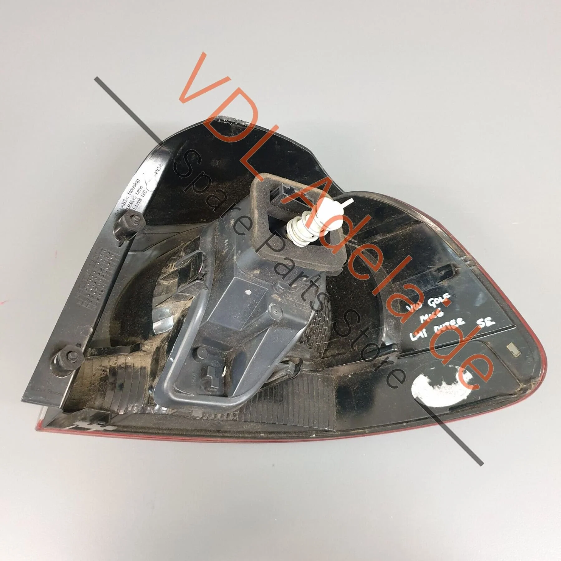 Volkswagen VW Golf Mk6 GTi Genuine OEM Outer Tail Light Left LHS 5K0945095M - Image 4
