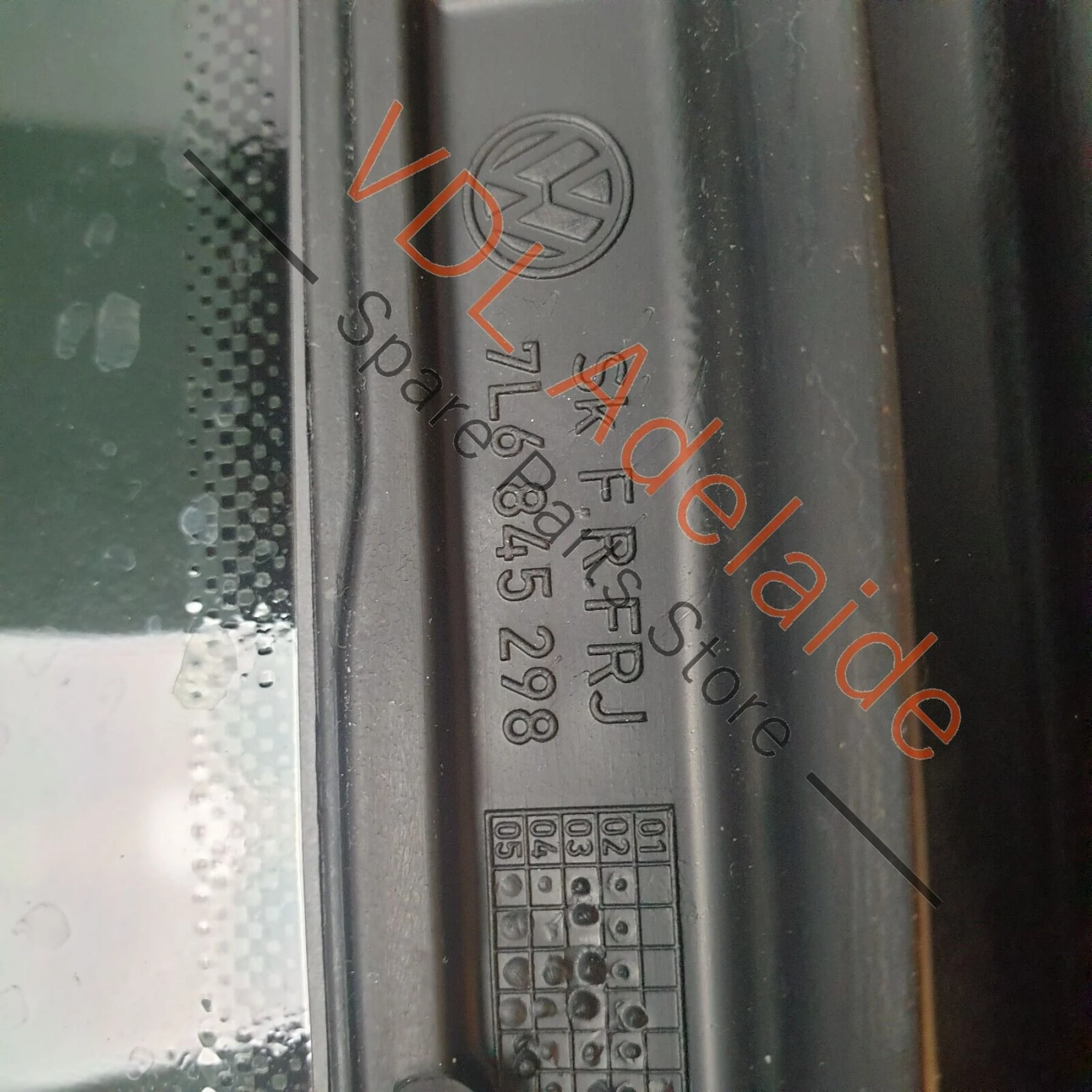 VW Touareg V10 7L Rear Right Side Quarter Glass Window 7L6845298FR - Image 6