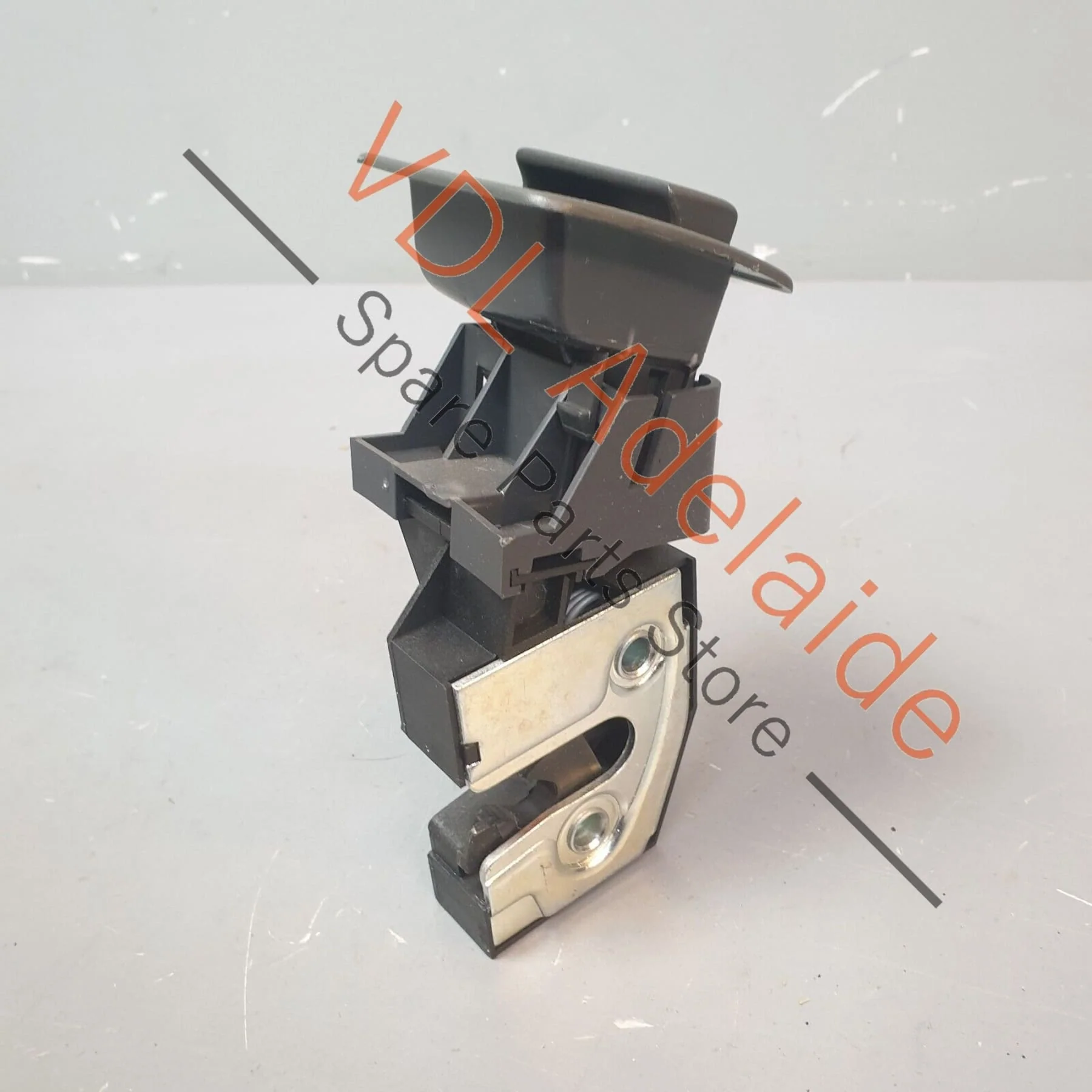 VW Touareg V10 7L Right Side Rear Seat Backrest Lock Button Grab Handle - Image 5