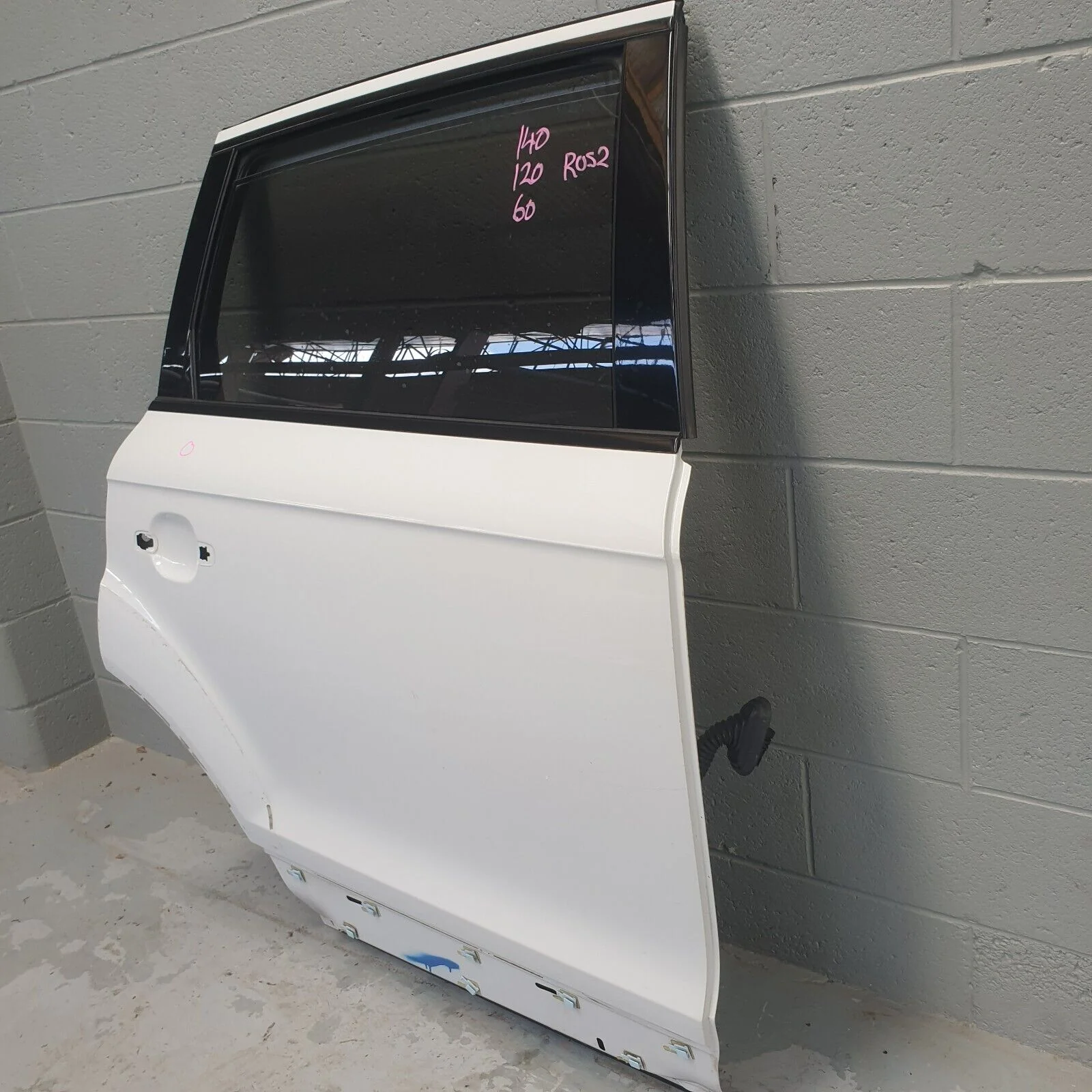 Audi Q7 6.0L V12 4L Rear Right Door Shell Panel Incl Glass 2Y2Y White - Image 6