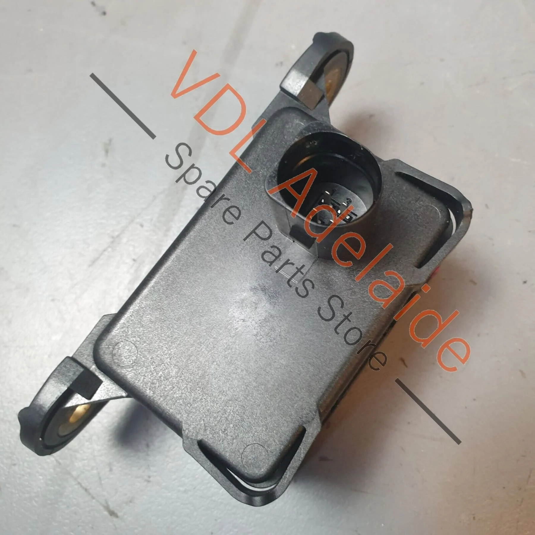 Audi Q7 6.0L V12 4L Yaw rate ESP Sensor Module 7P0907652 - Image 3