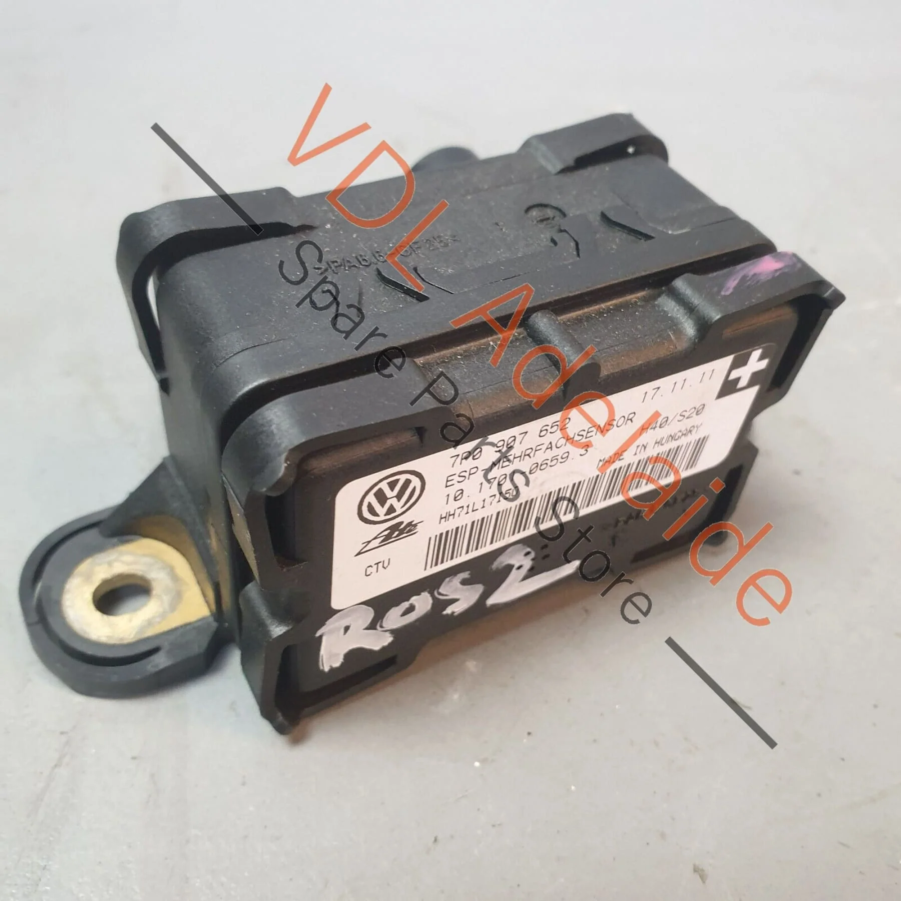 Audi Q7 6.0L V12 4L Yaw rate ESP Sensor Module 7P0907652 - Image 4