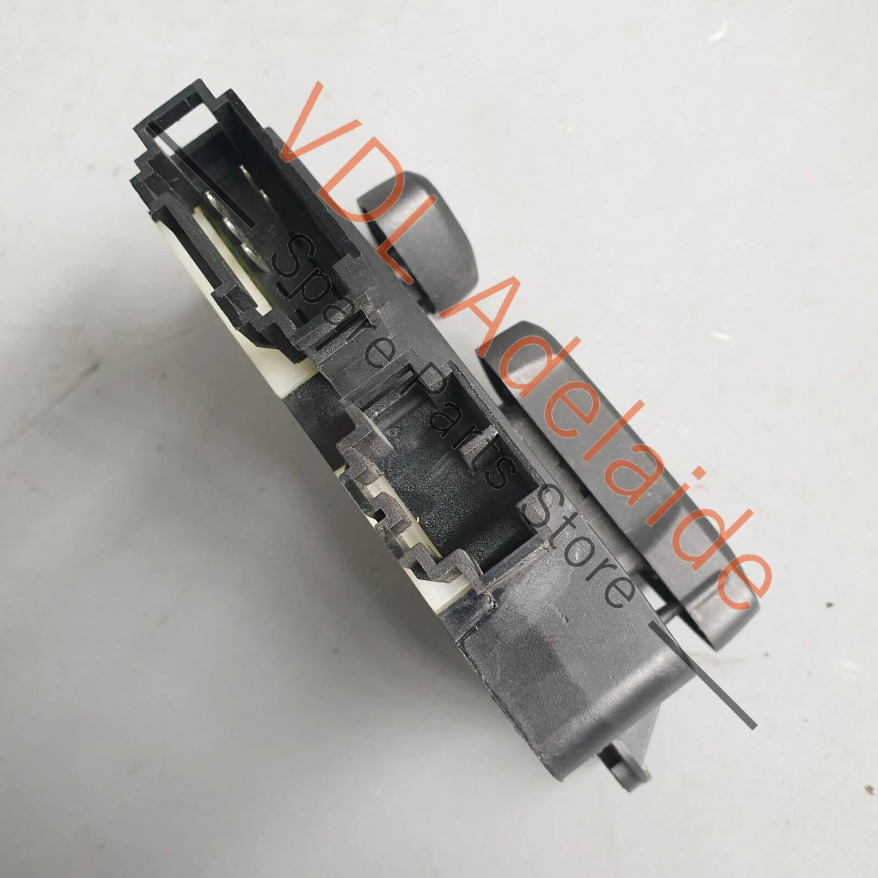 VW R36 Passat 3C B6 OEM Front Right Electric Seat Adjustment Switch 1Z0959748 - Image 9