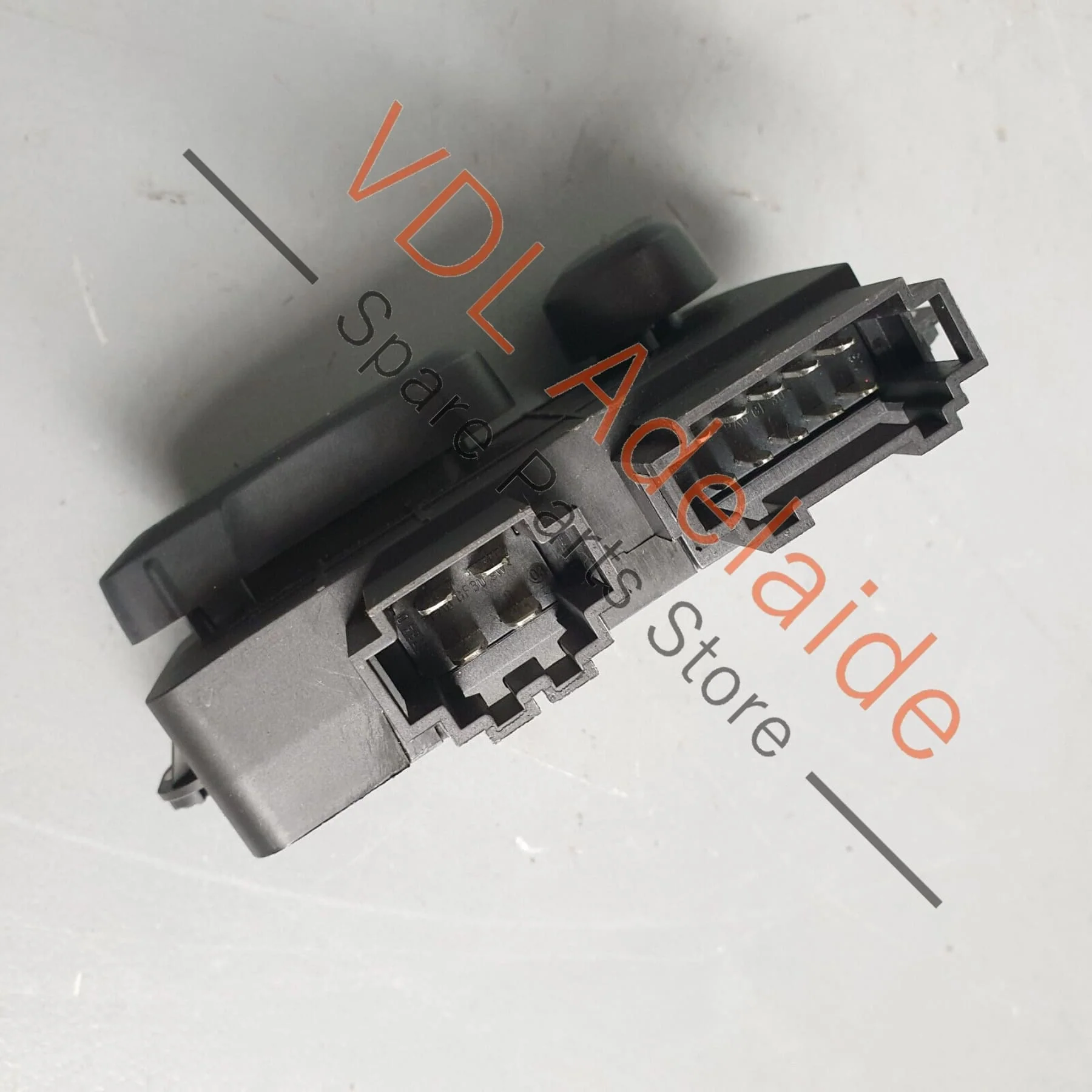 VW R36 Passat 3C B6 OEM Front Left Electric Seat Adjustment Switch 8E0959747A - Image 6