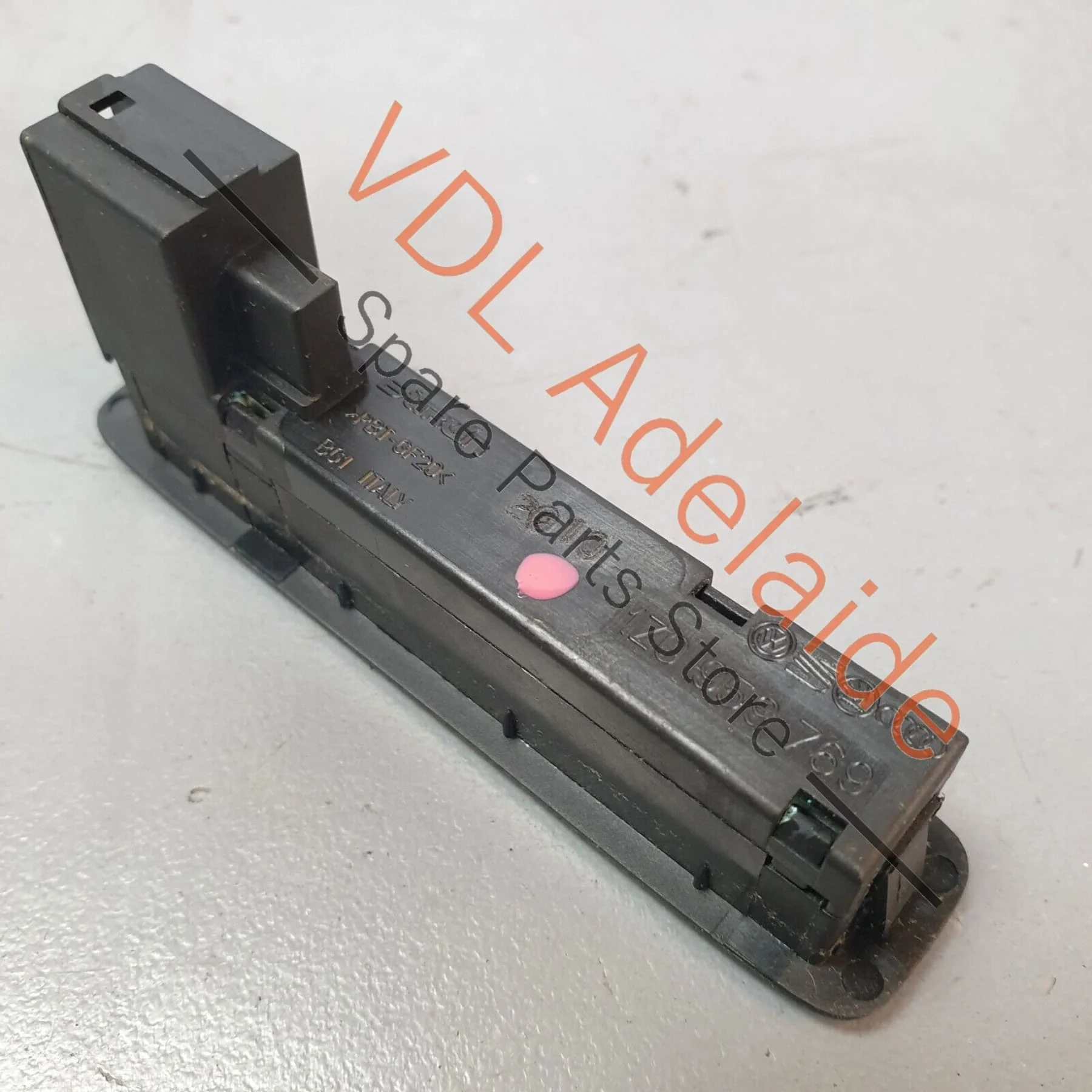 VW R36 Passat 3C B6 Memory Switch for Seat & Backrest Adjustment 1Z0959769 - Image 2