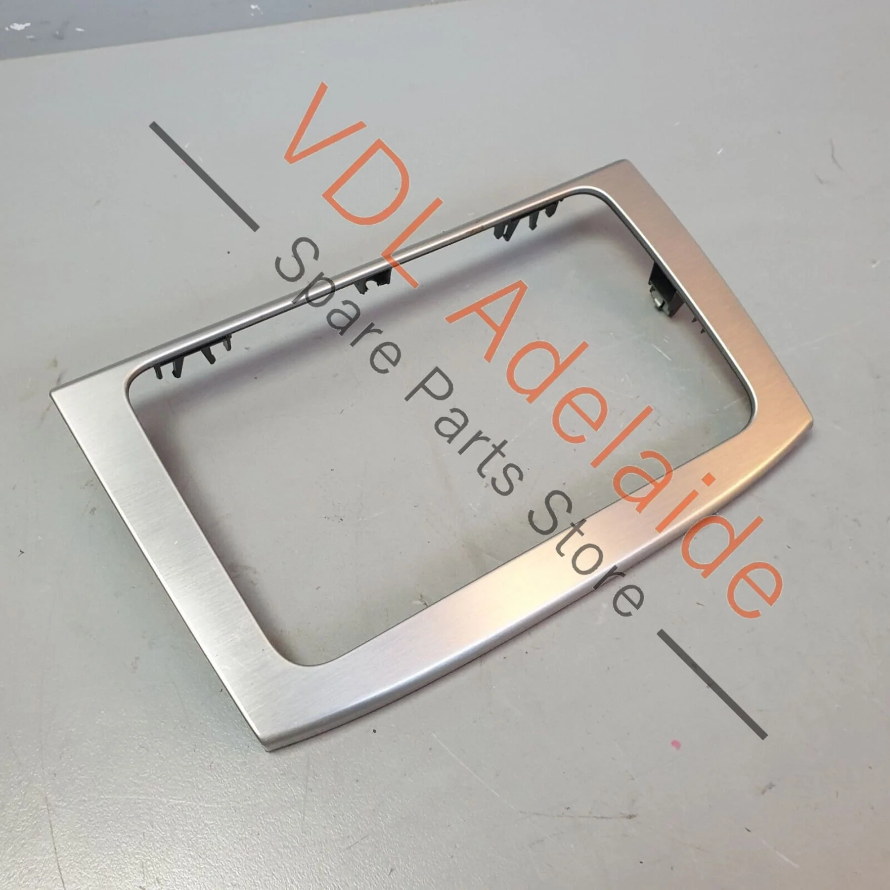 VW R36 Passat 3C B6 Centre Dash Trim Brushed Aluminium Dark 3C0858069AH R60