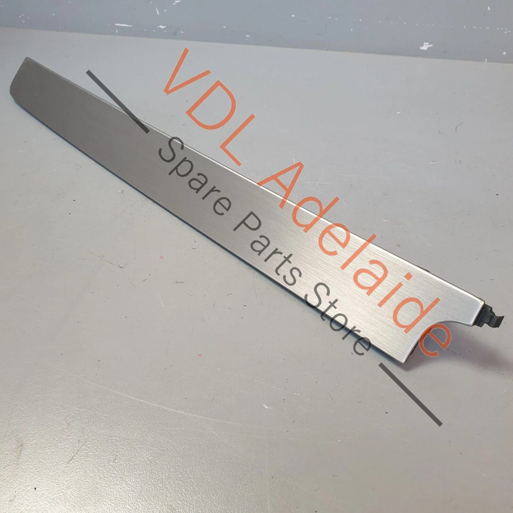 VW R36 Passat 3C B6 Dash Trim Inlay RHD Brushed Aluminium Dark 3C2857211AB R60 - Image 5