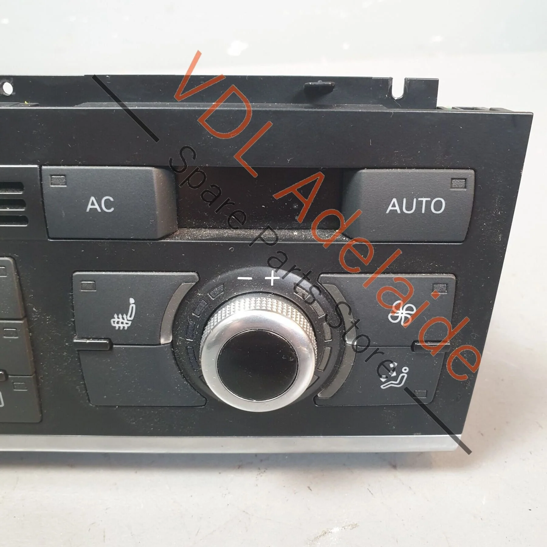 Audi Q7 6.0L V12 4L Climatronic Climate Air Conditioning AC Heating Switch 4L0820043AH - Image 4