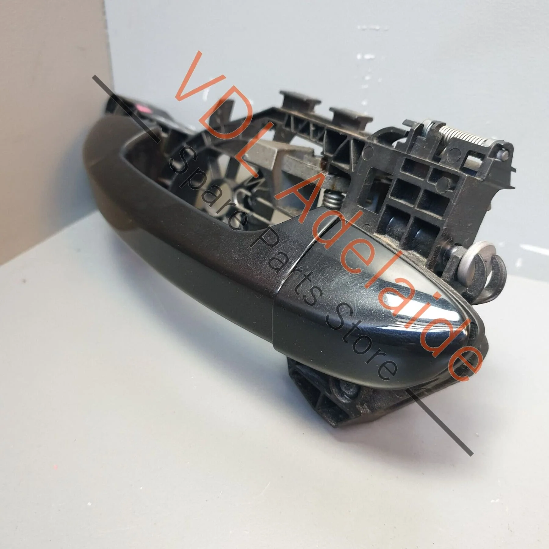 VW R36 Passat 3C B6 Left Passenger Exterior Door Handle Deep Black 3C0837205 - Image 3