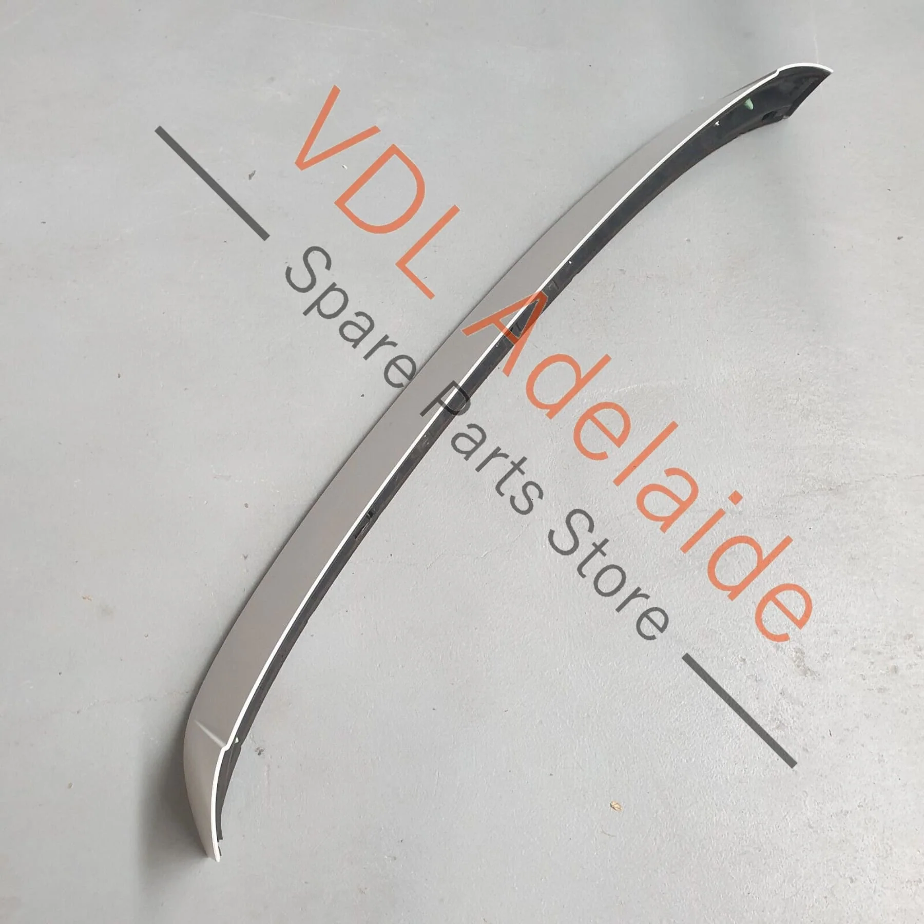 Audi Q7 6.0L V12 4L Rear Boot Spoiler Wing with Third Brake Light - Image 9