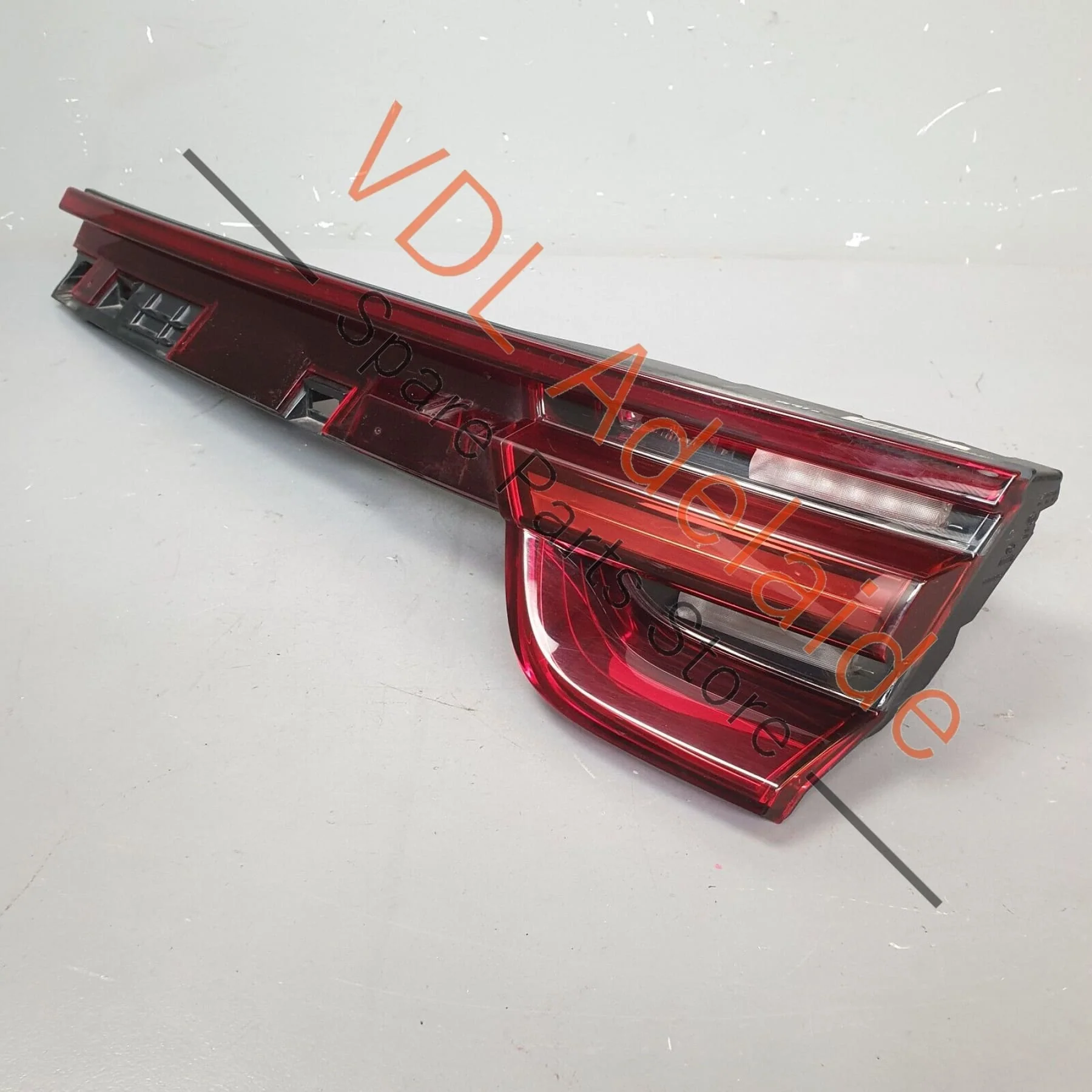 Porsche Panamera 971 S Turismo Inner Right Rear Lid Tail Light 971945208D
