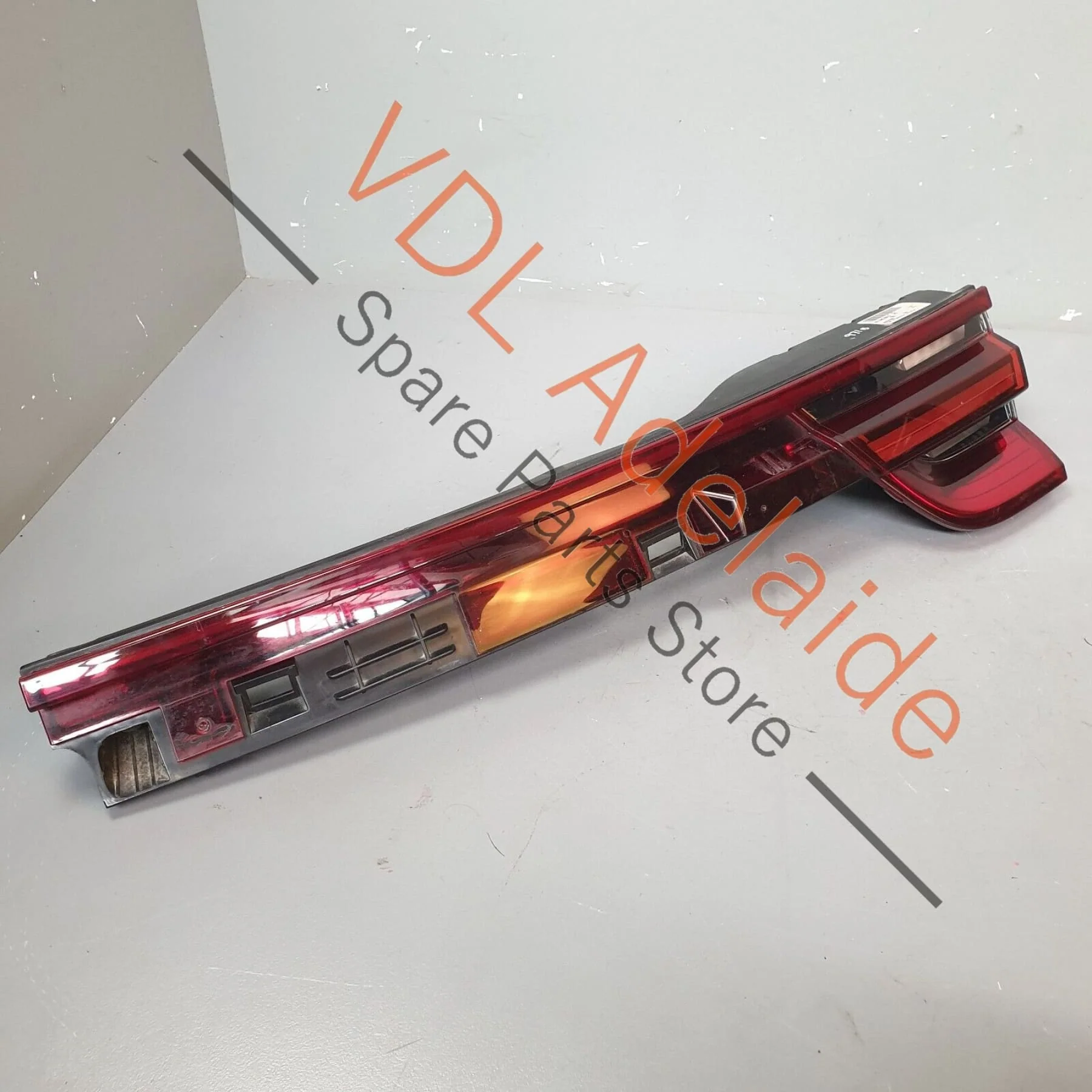 Porsche Panamera 971 S Turismo Inner Right Rear Lid Tail Light 971945208D - Image 6