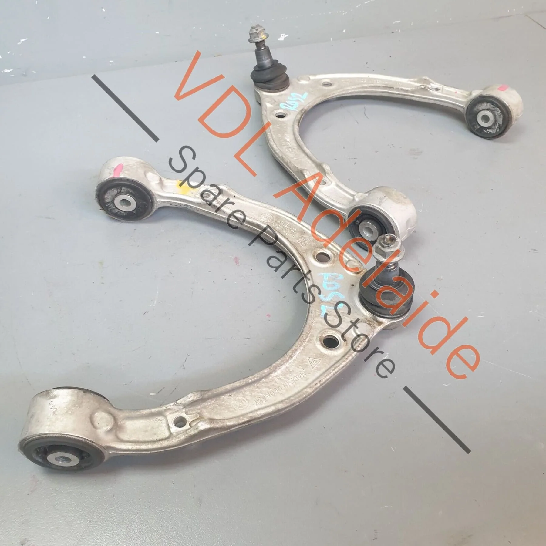 Audi Q7 6.0L V12 4L Pair of Front Suspension Upper Control Arms Wishbone - Image 6