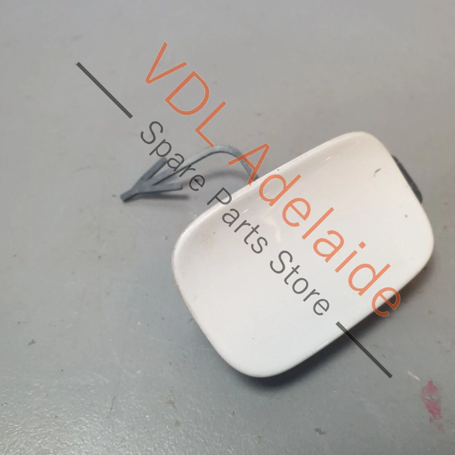 Audi Q7 6.0L V12 4L Rear Left Cover for Towing Eye Hook 4L0807449D White 2Y S9R - Image 2