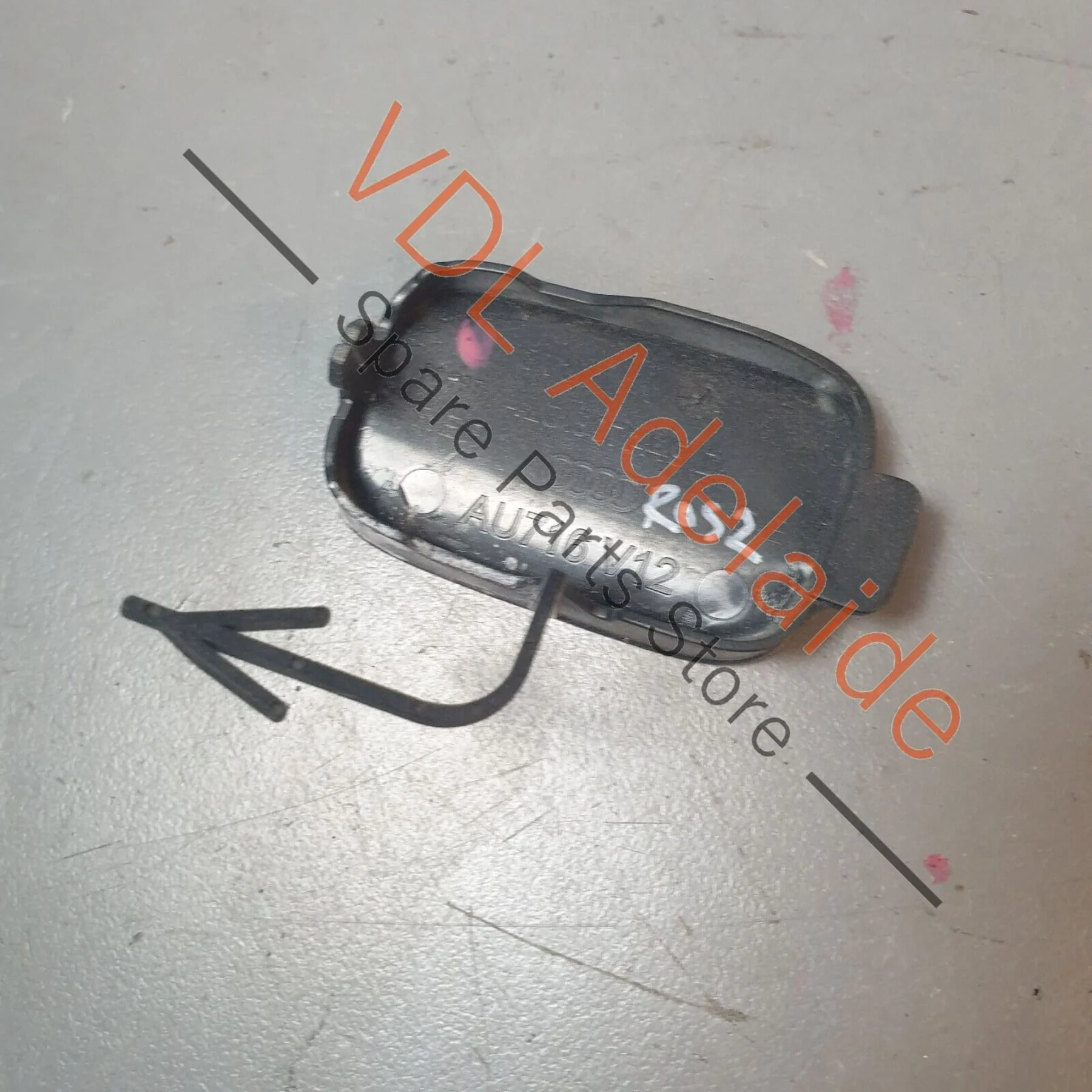 Audi Q7 6.0L V12 4L Rear Left Cover for Towing Eye Hook 4L0807449D White 2Y S9R - Image 4