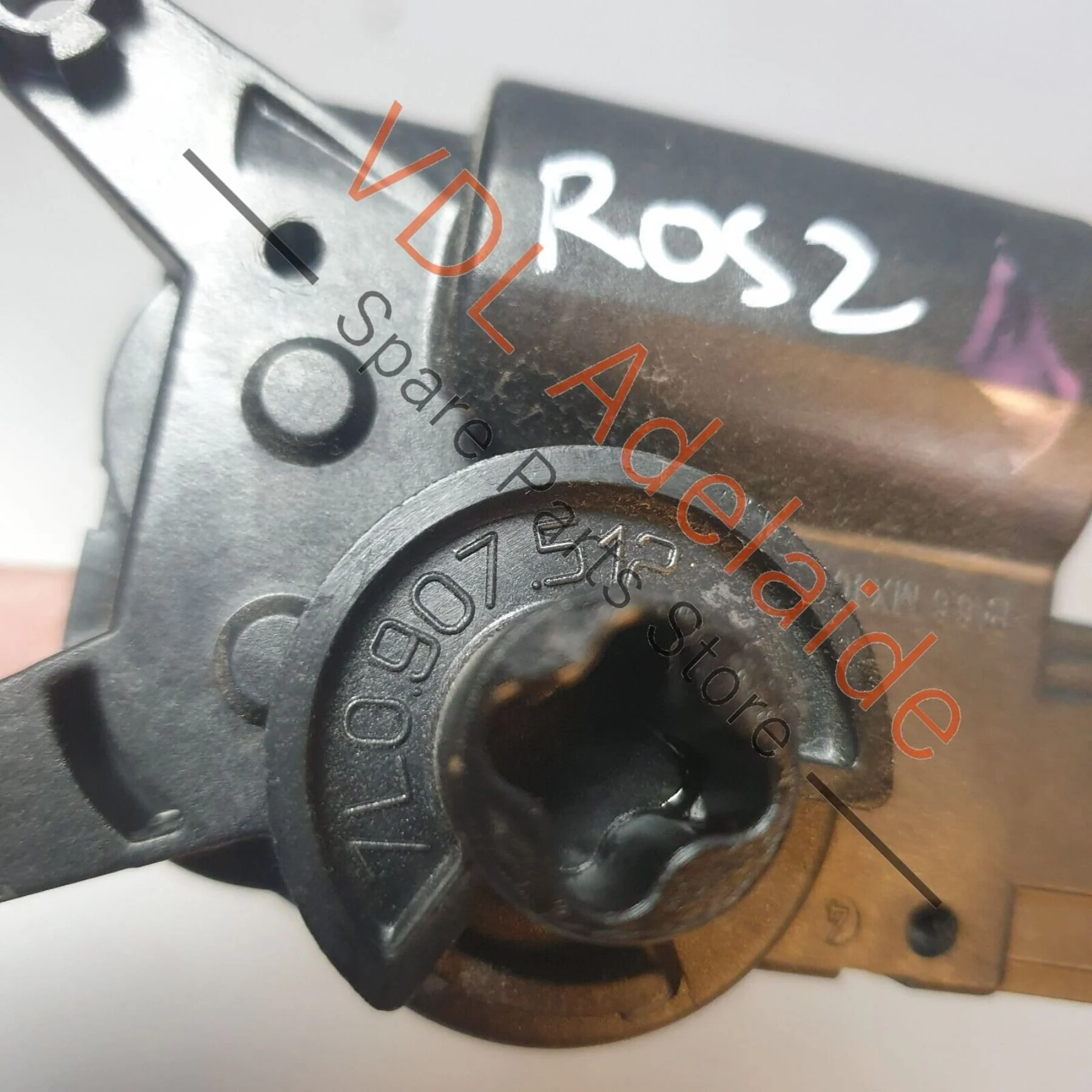 Audi Q7 6.0L V12 4L Left Temperature Regulating Flap Control Motor 7L0907512F - Image 3