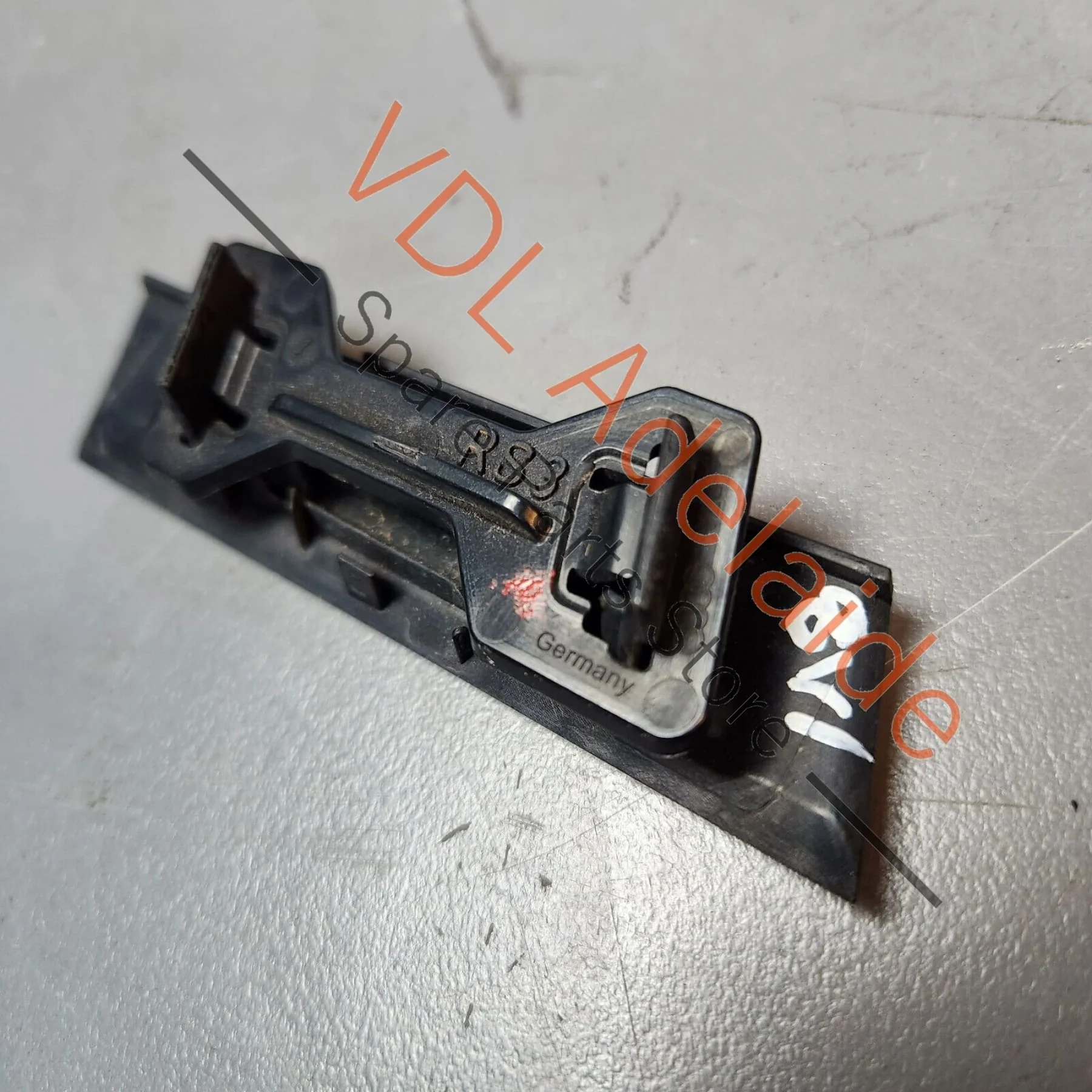 Genuine OEM Audi RS3 8V RS3 Grille Badge Emblem Inscription 8V4853736 2ZZ - Image 7