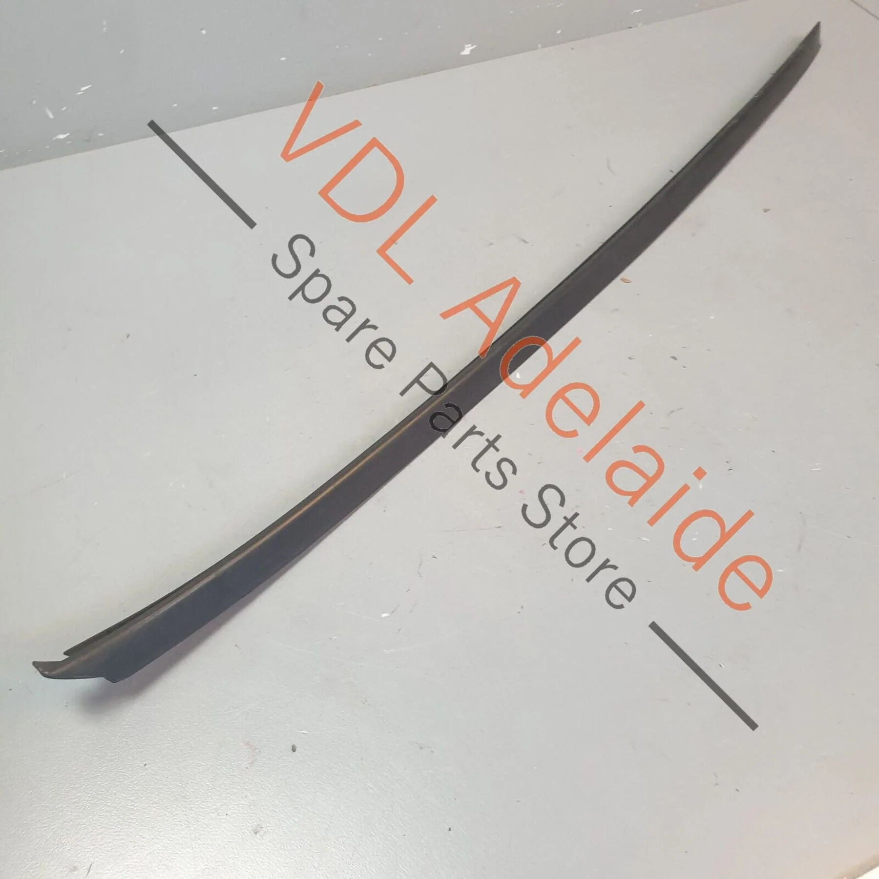 Audi Q7 6.0L V12 4L Windscreen Left Side Water Deflector Strip 4L0854327