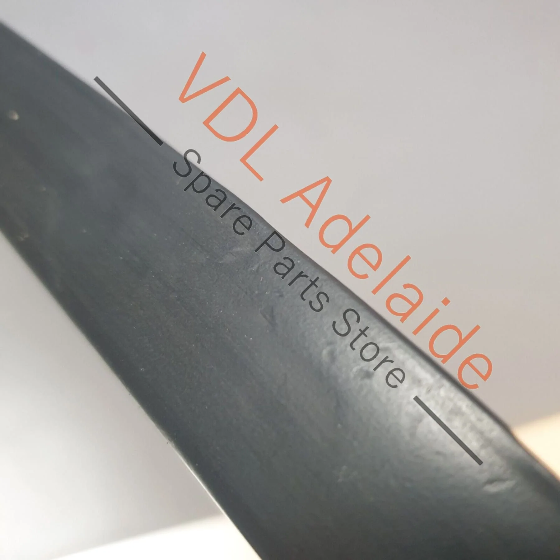 Audi Q7 6.0L V12 4L Windscreen Left Side Water Deflector Strip 4L0854327 - Image 7