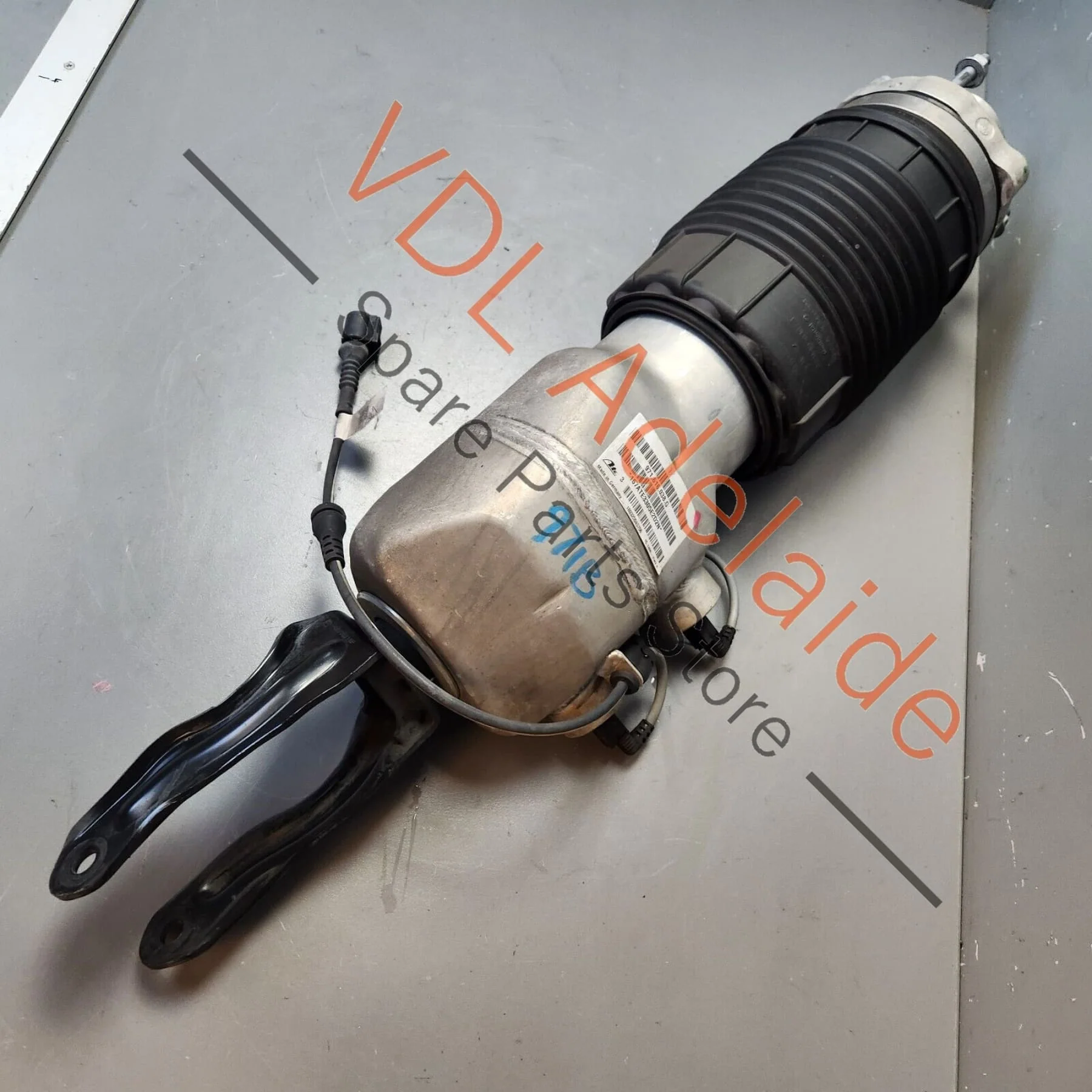 Porsche Panamera 971 Right RHS Front Suspension Air Spring Strut Shock Absorber - Image 12