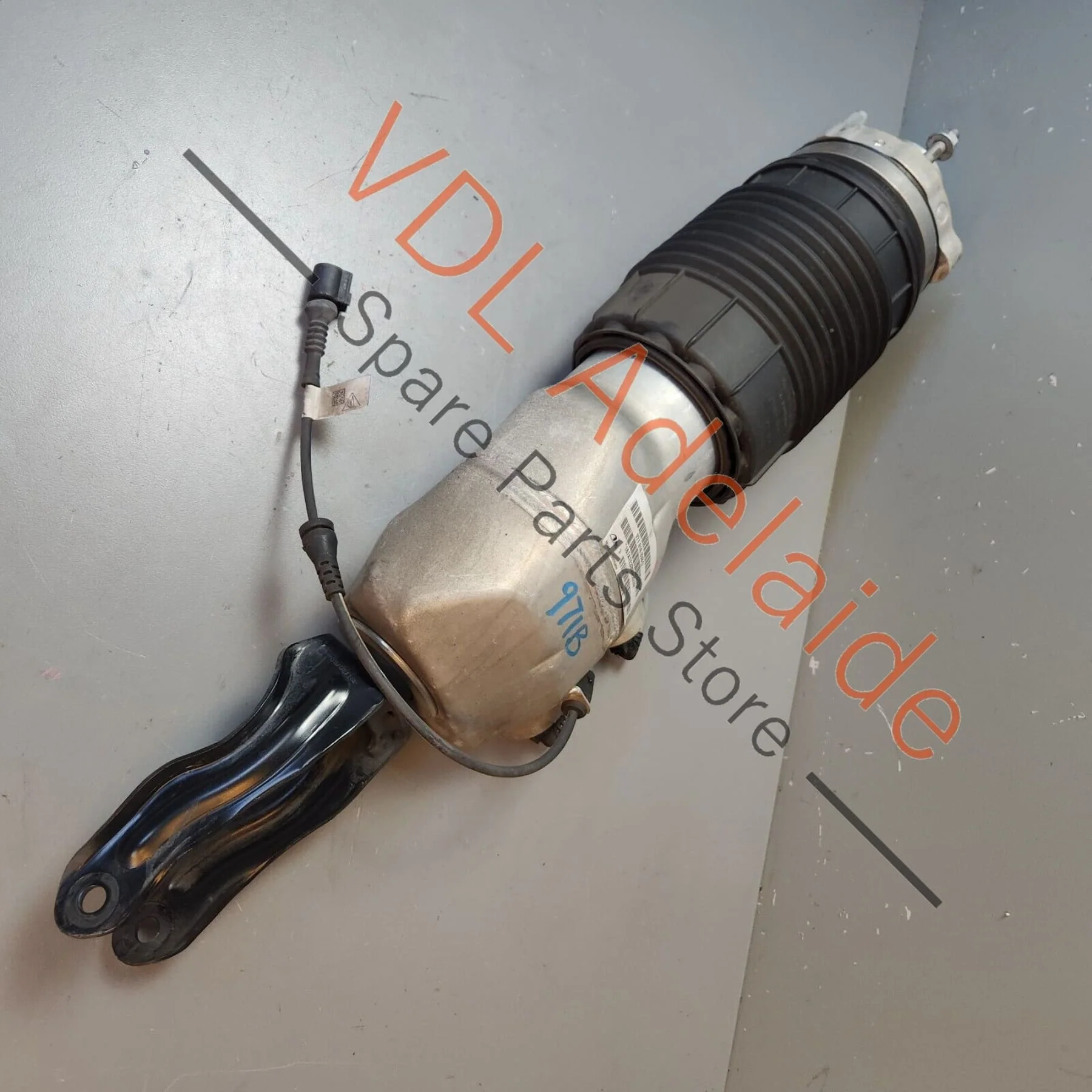 Porsche Panamera 971 Right RHS Front Suspension Air Spring Strut Shock Absorber - Image 5