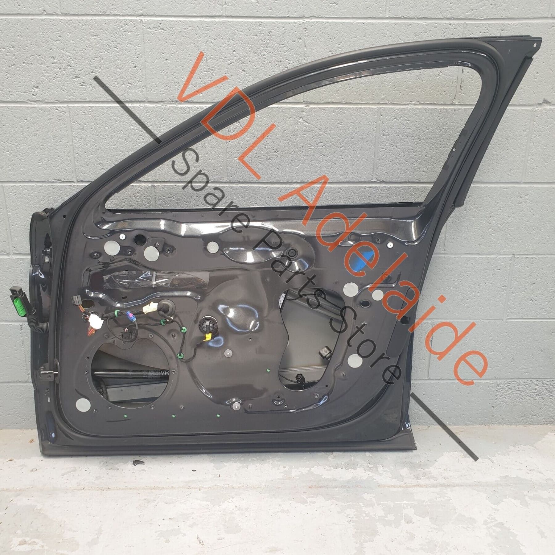 Genuine OEM Porsche Panamera 971 Front Right RHS Door Shell Panel Vulkan Gray - Image 6