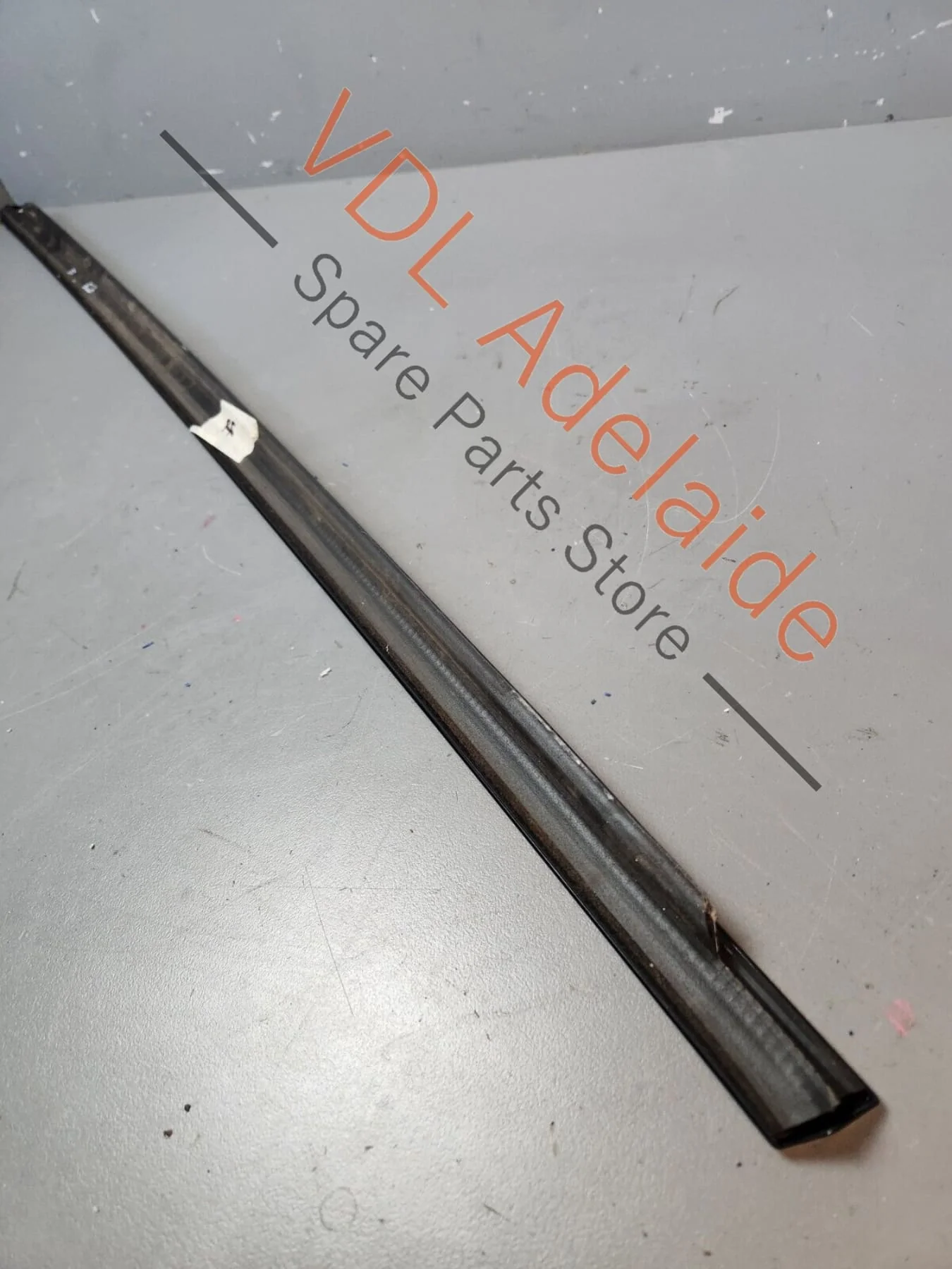 Porsche Panamera 971 Rear Right Window Slot Seal Door Exterior Gloss Black - Image 4