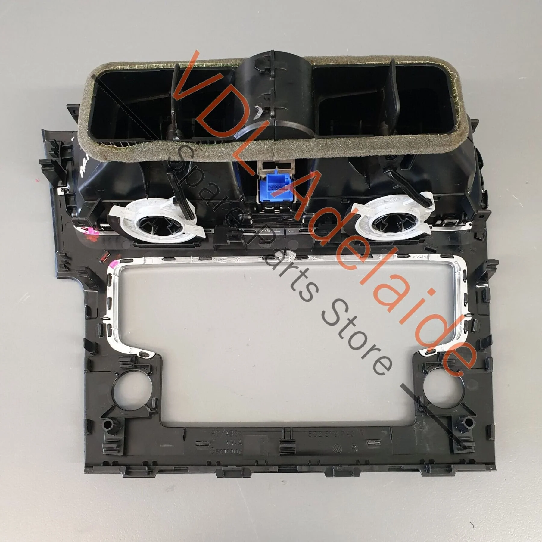 VW Golf GTi GTD Mk7 Centre Middle Double Air AC Dash Vent for RHD 5G2819728AG - Image 8